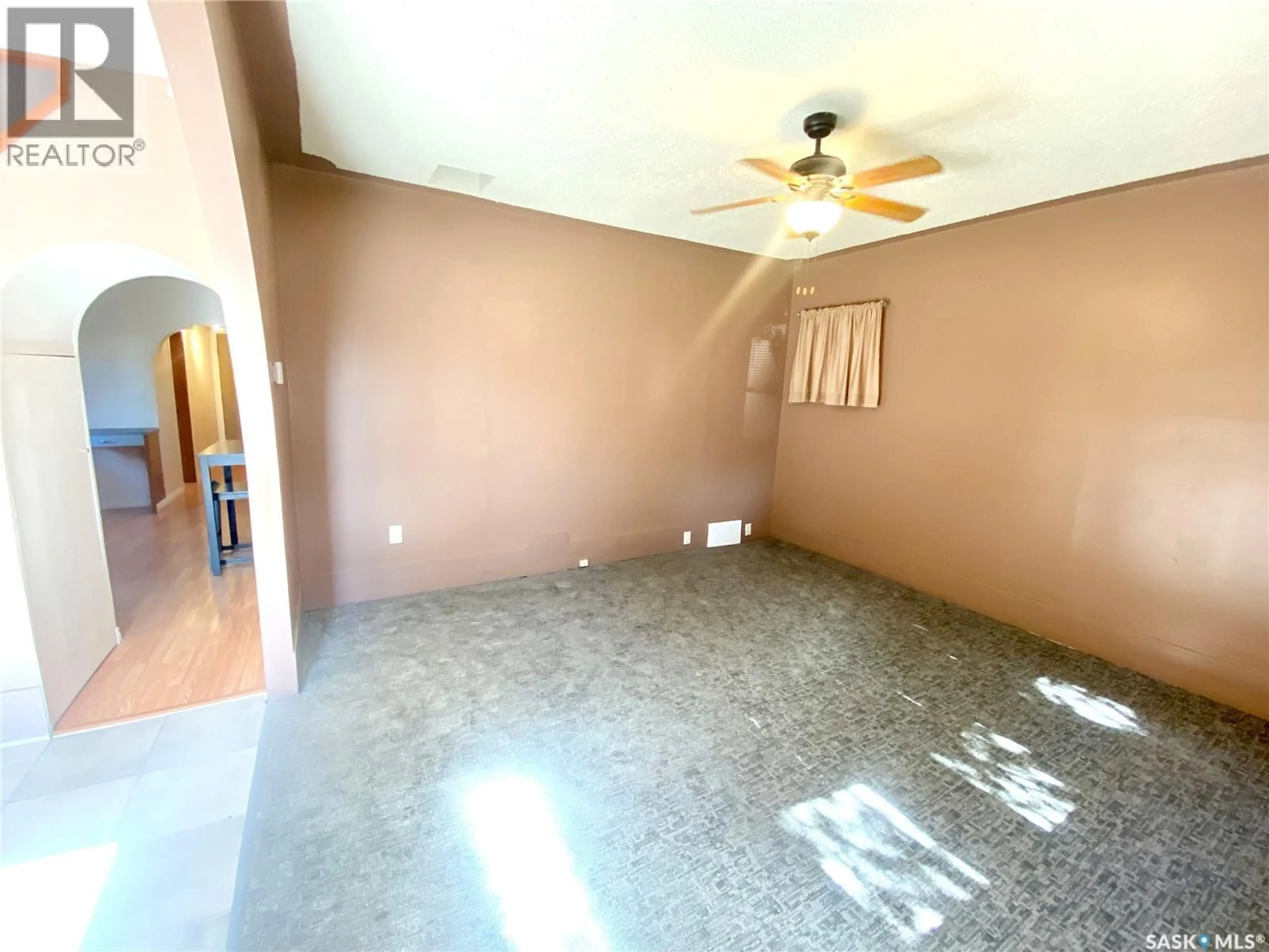 A pic of a room for 505 2ND STREET, Estevan Saskatchewan S4A0K6