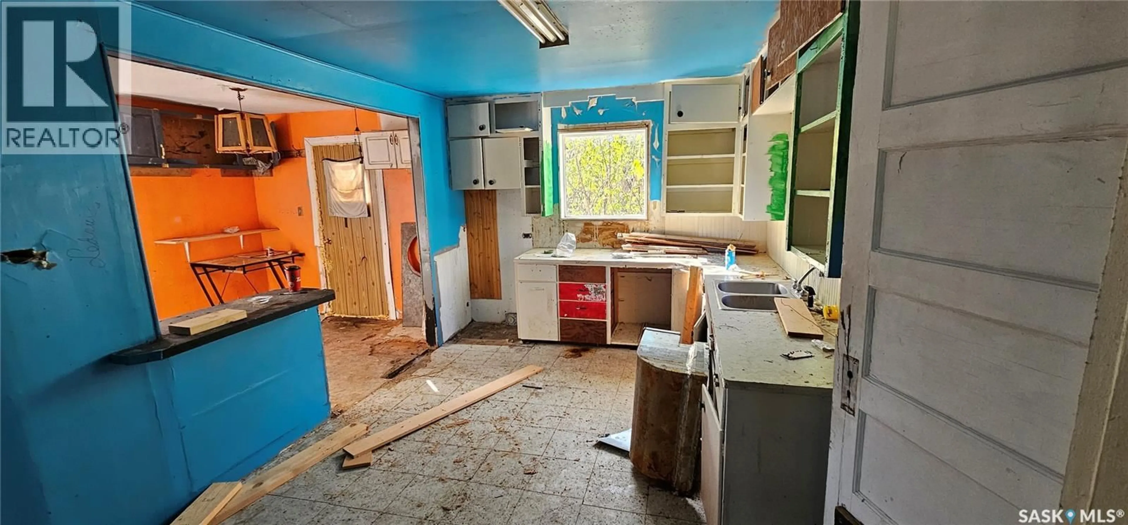 Kitchen with laundary machines, unknown for 216 2ND AVENUE, Archerwill Saskatchewan S0E0B0