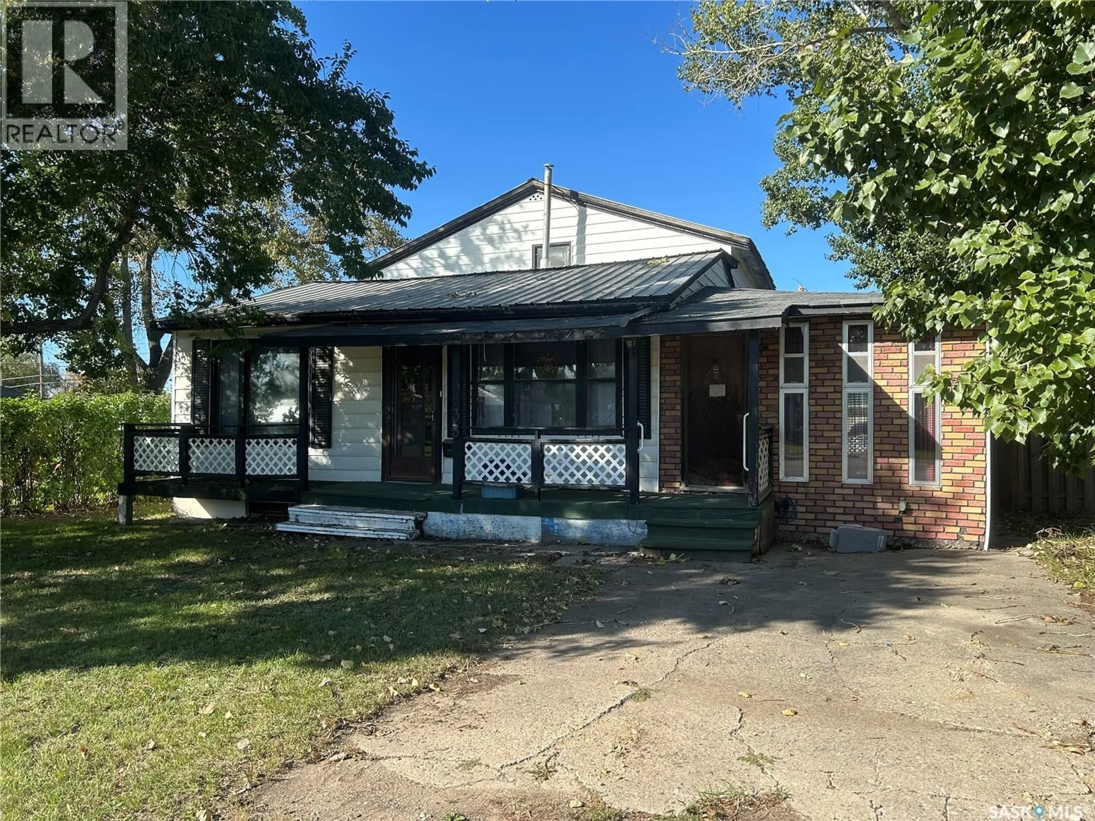 Unknown for 633 KING STREET, Estevan Saskatchewan S4A1K9