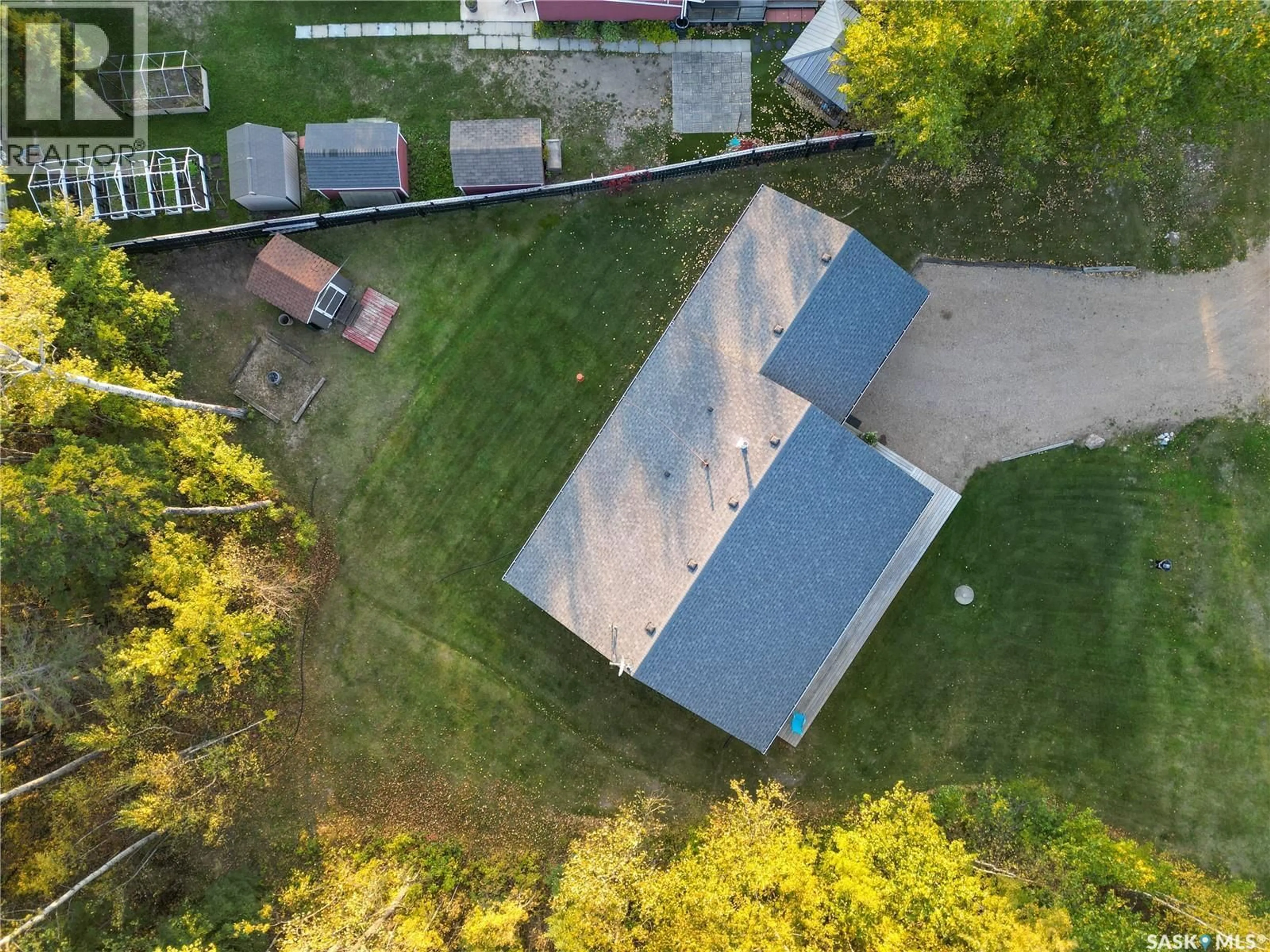A pic from outside/outdoor area/front of a property/back of a property/a pic from drone, unknown for 105 CRESTVIEW DRIVE, Lakeland Rm No. 521 Saskatchewan S0J0N0