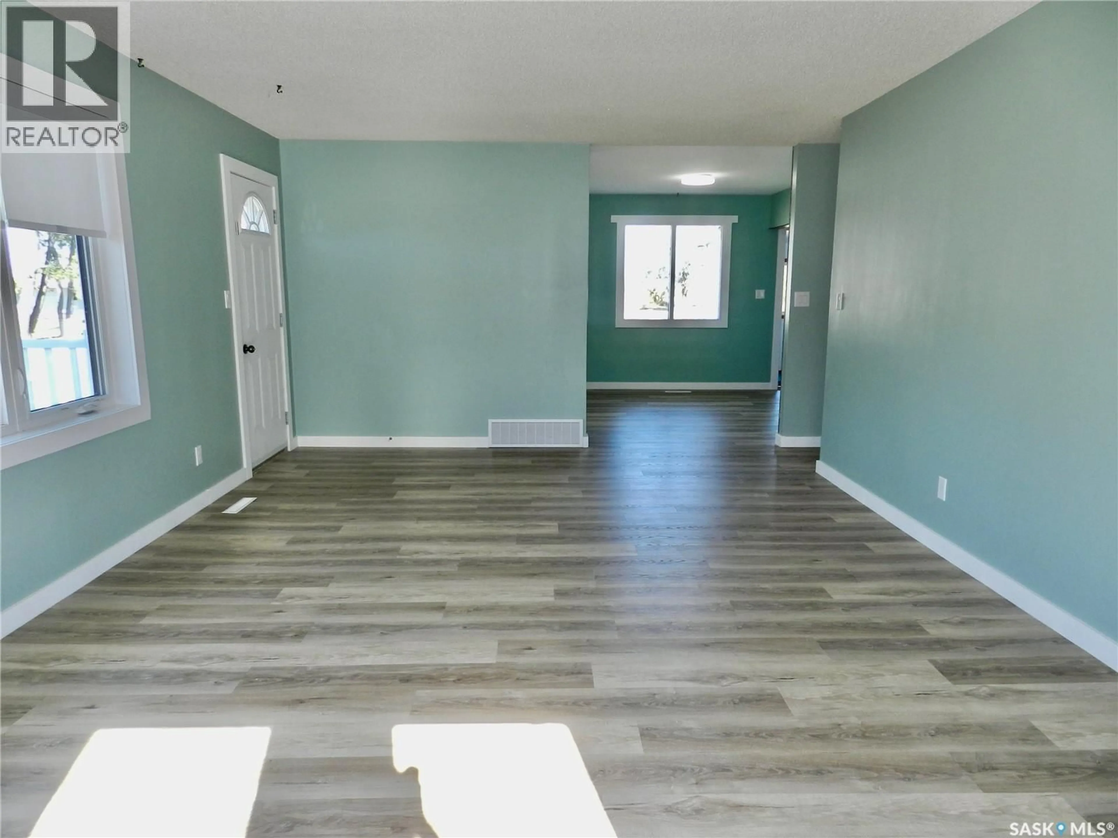 A pic of a room for 584 BUTTE STREET, Central Butte Saskatchewan S0H0H0