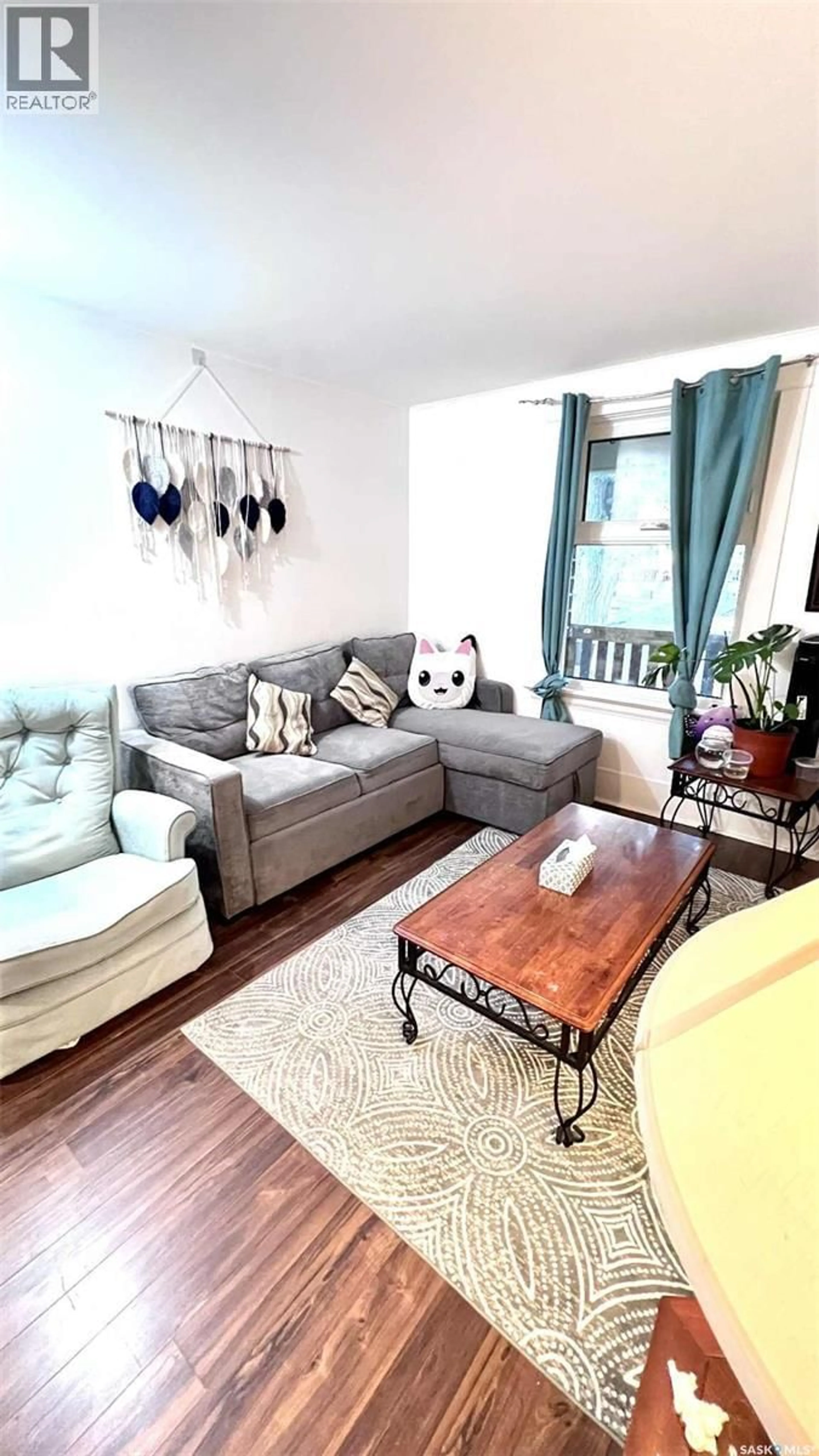 Living room with furniture, unknown for 1416 GARNET STREET, Regina Saskatchewan S4T2Y5