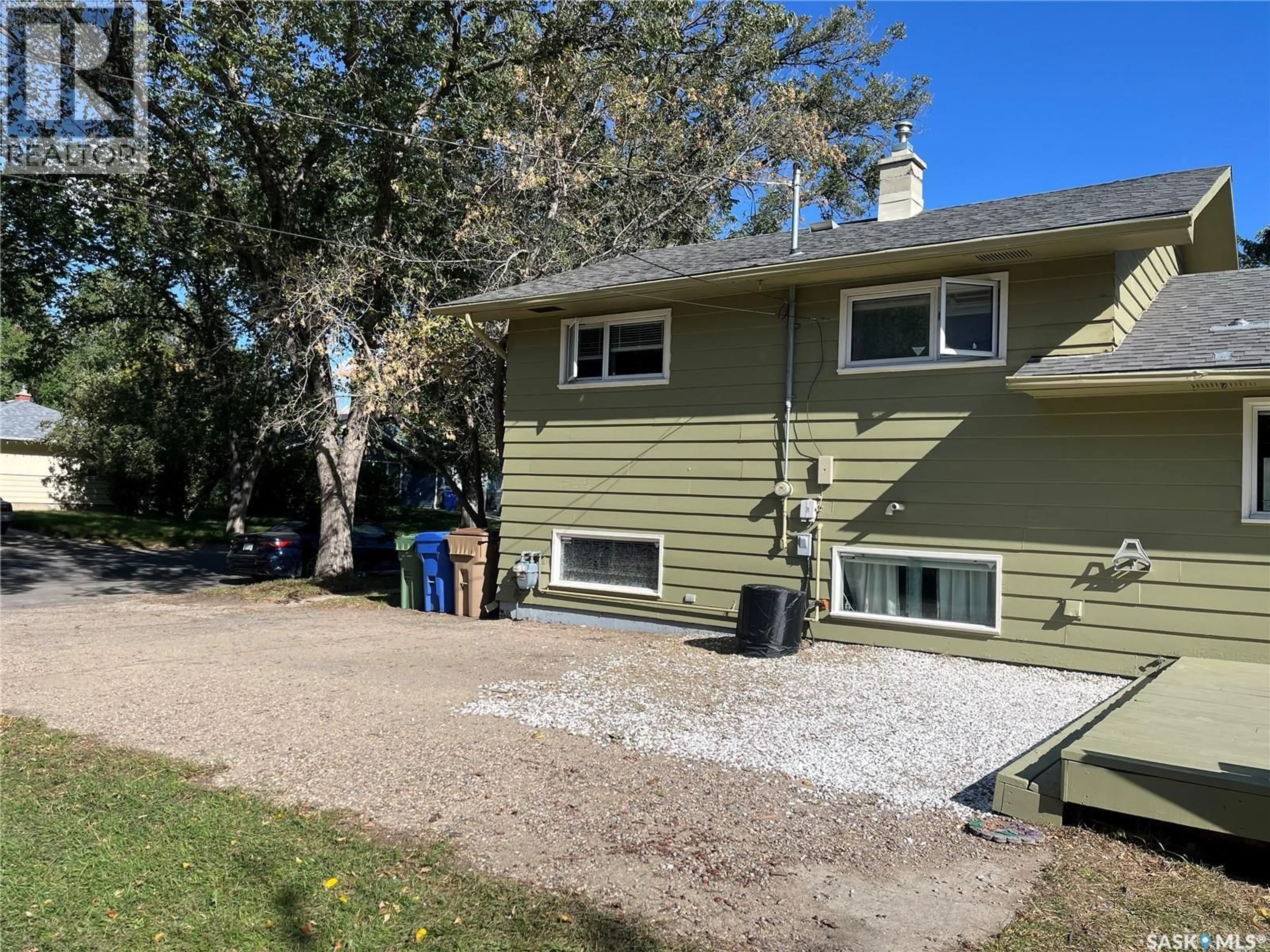 Home with vinyl exterior material, street for 96 BOBOLINK BAY, Regina Saskatchewan S4S4K1