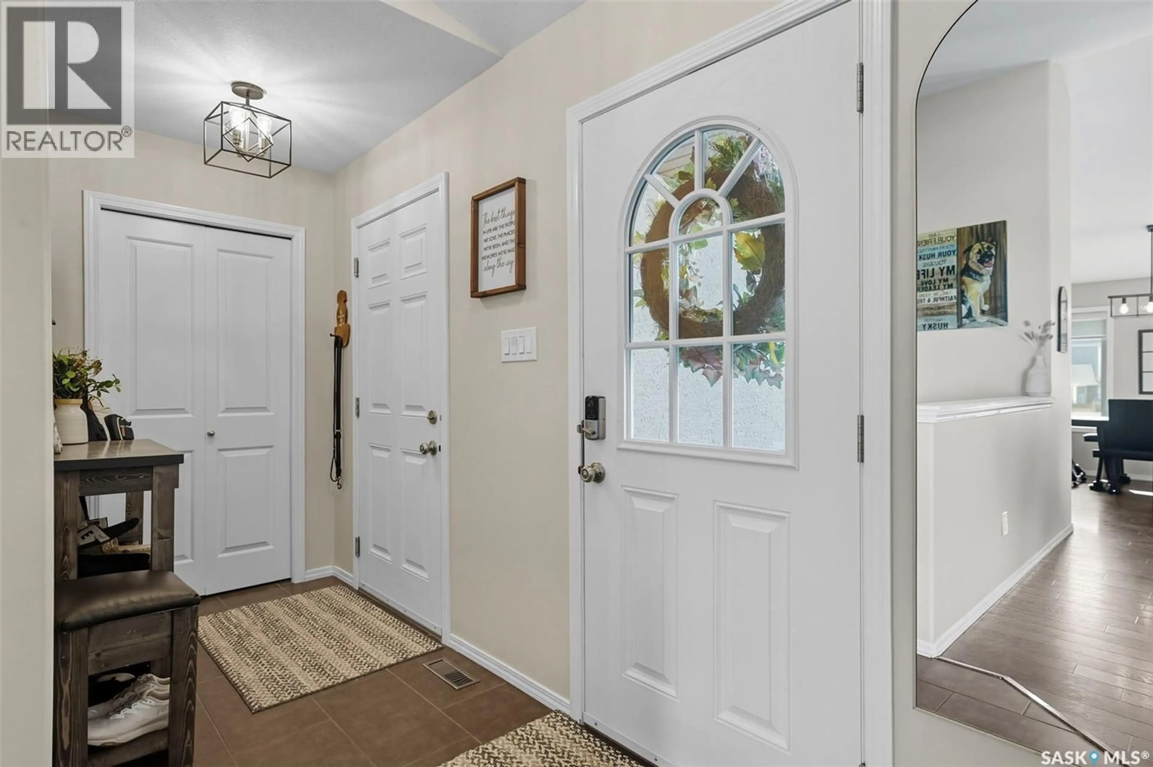 Indoor entryway for 439 SNEAD CRESCENT, Warman Saskatchewan S0K4S1