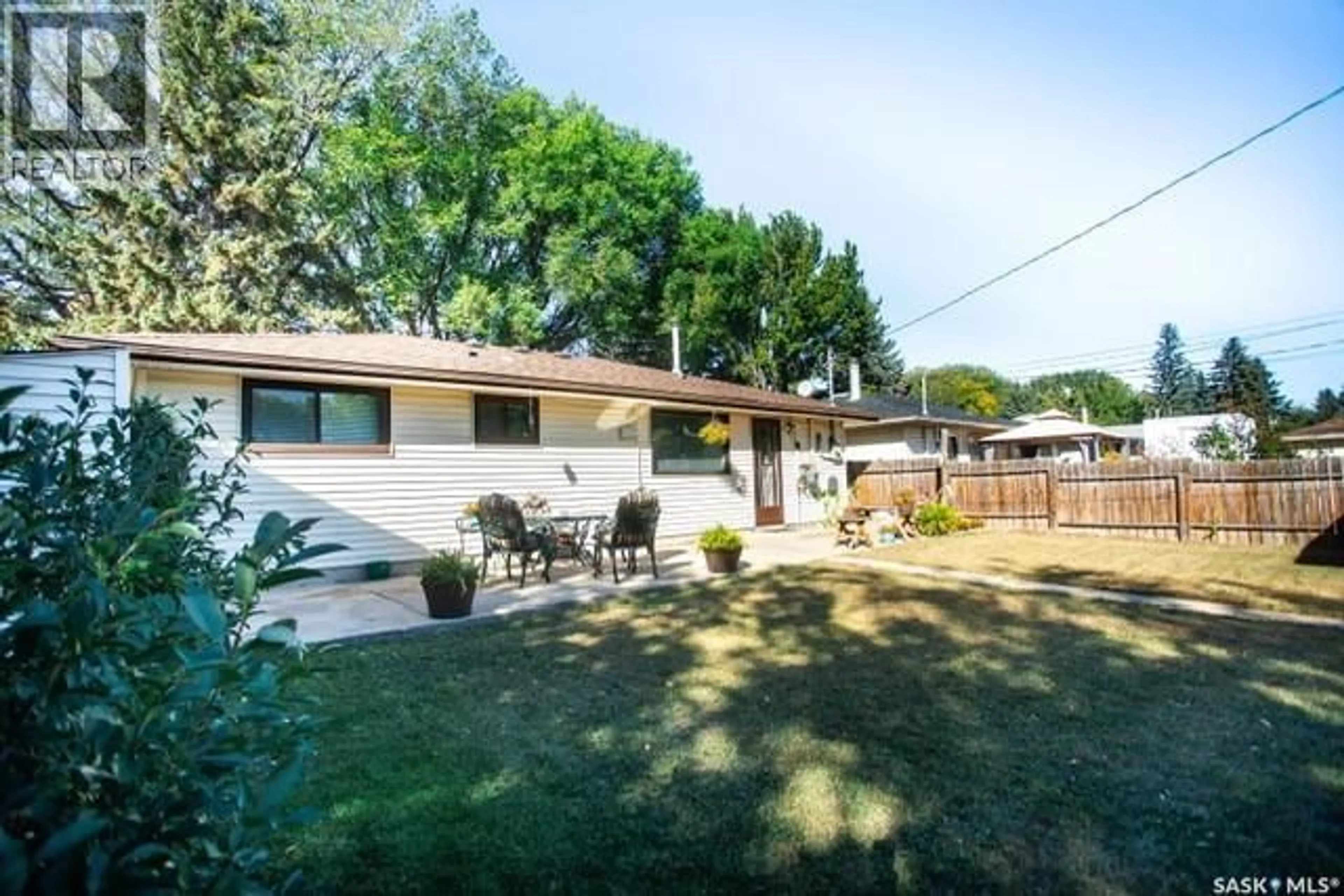 Patio, unknown for 234 WINNIPEG AVENUE, Saskatoon Saskatchewan S7L3P4