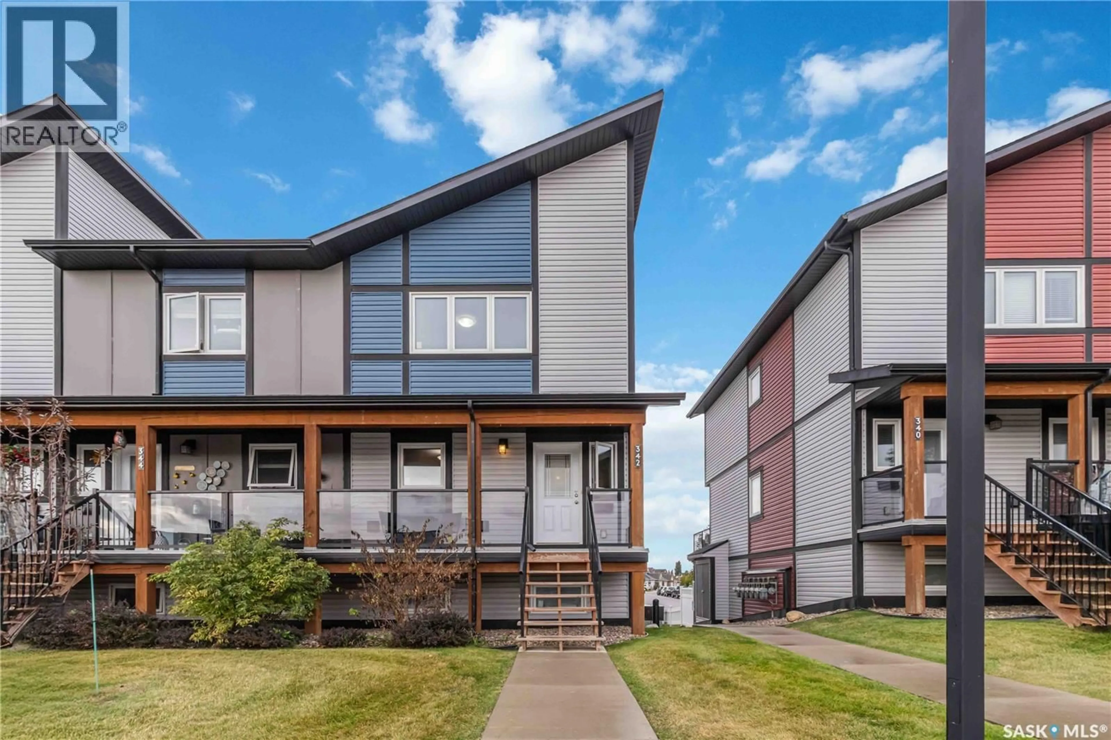 Home with vinyl exterior material, unknown for 342 620 CORNISH ROAD, Saskatoon Saskatchewan S7T0Y3