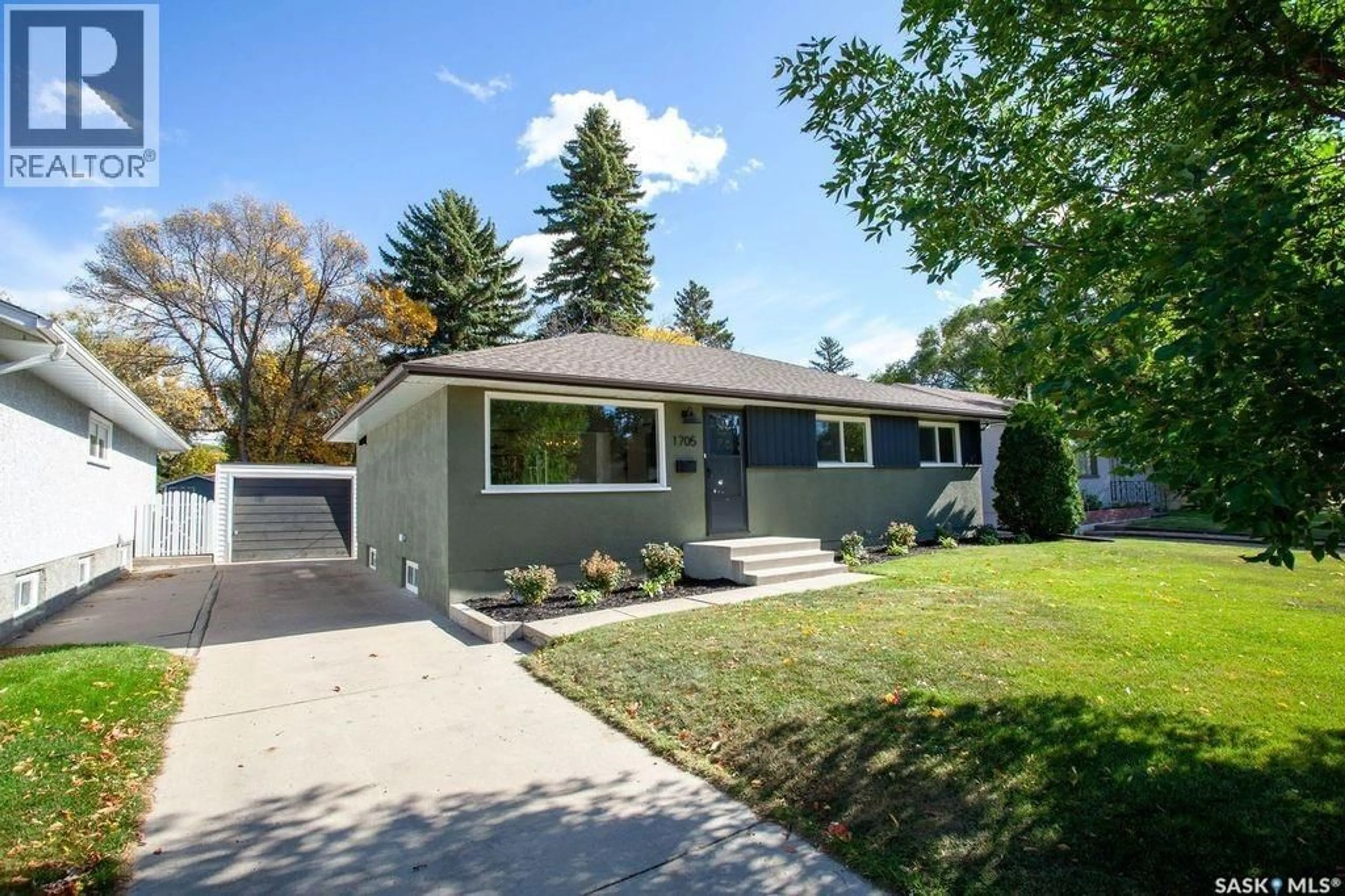 Home with vinyl exterior material, street for 1705 MORGAN AVENUE, Saskatoon Saskatchewan S7H2S2