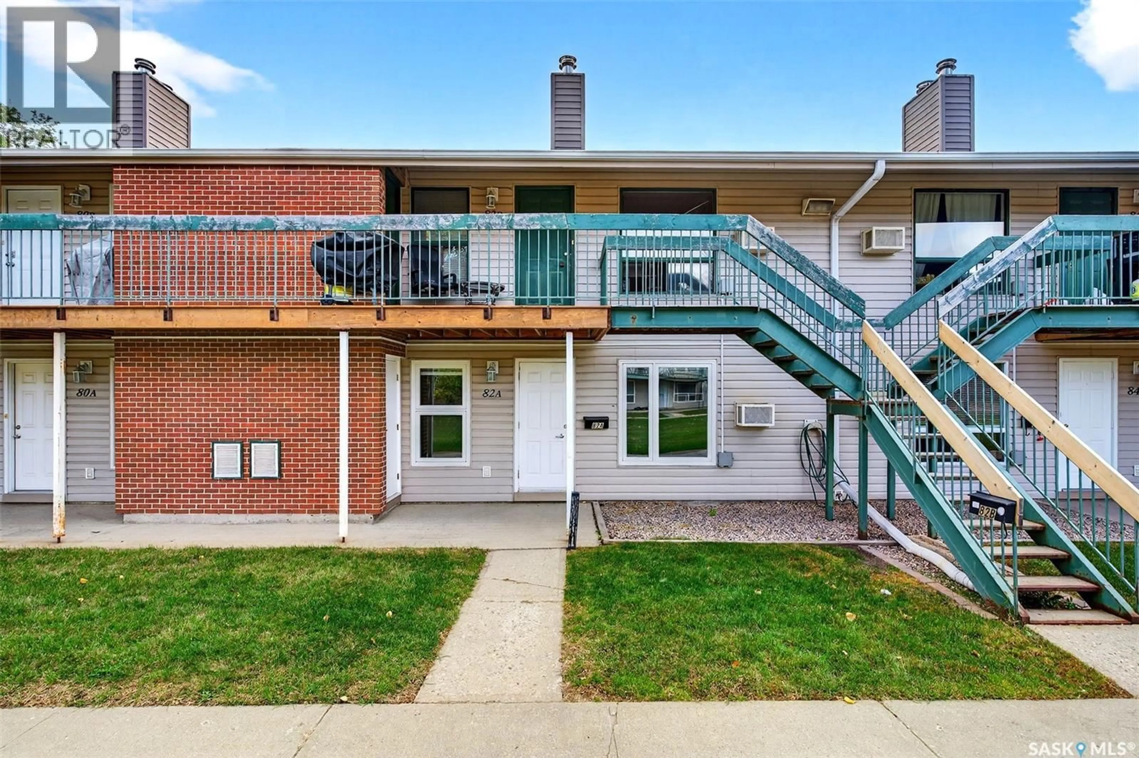 Patio, unknown for 82 NOLLET AVENUE, Regina Saskatchewan S4T7P9
