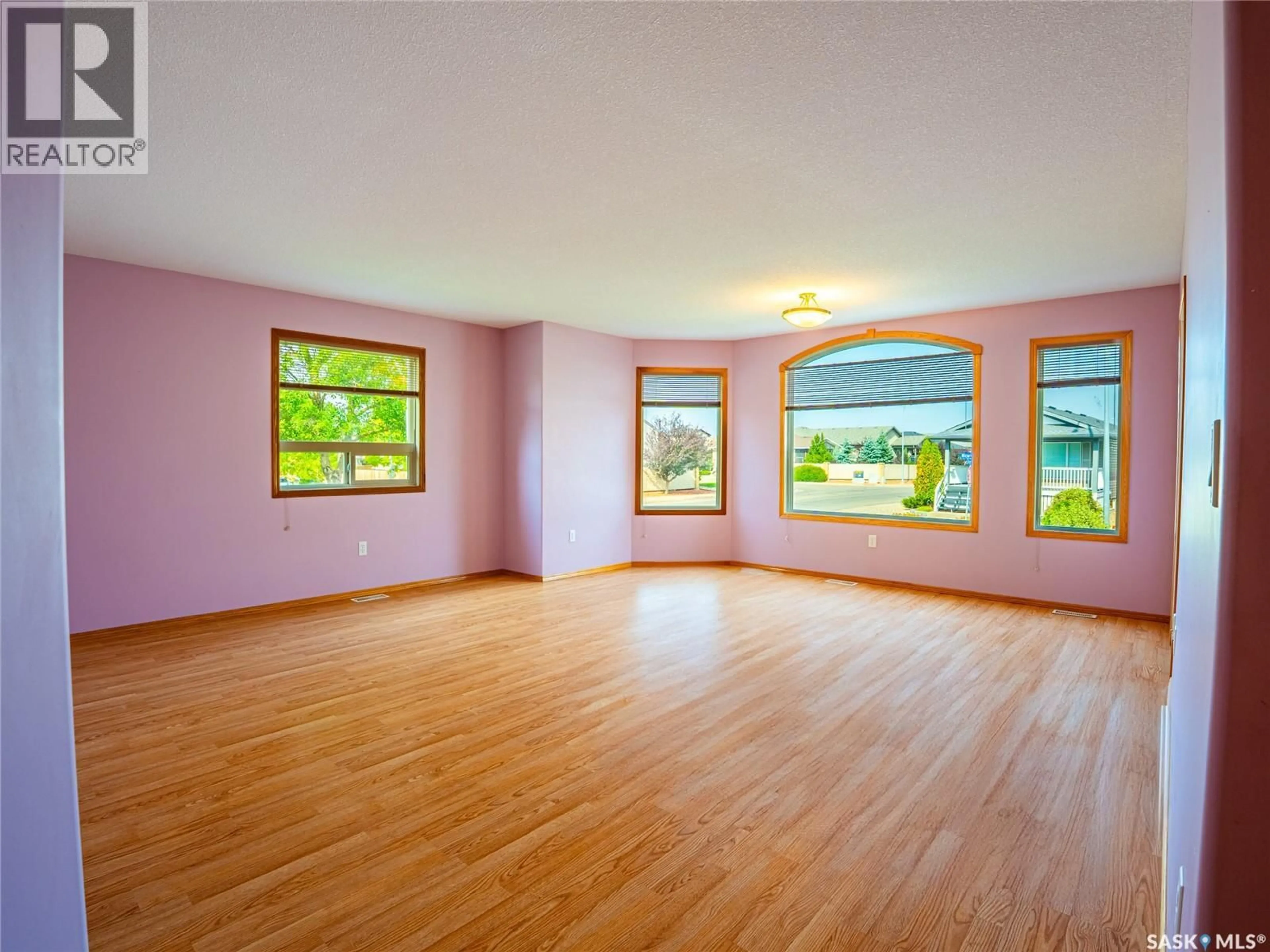 A pic of a room for 108 - 1255 STOCKTON STREET, Regina Saskatchewan S4X0A4