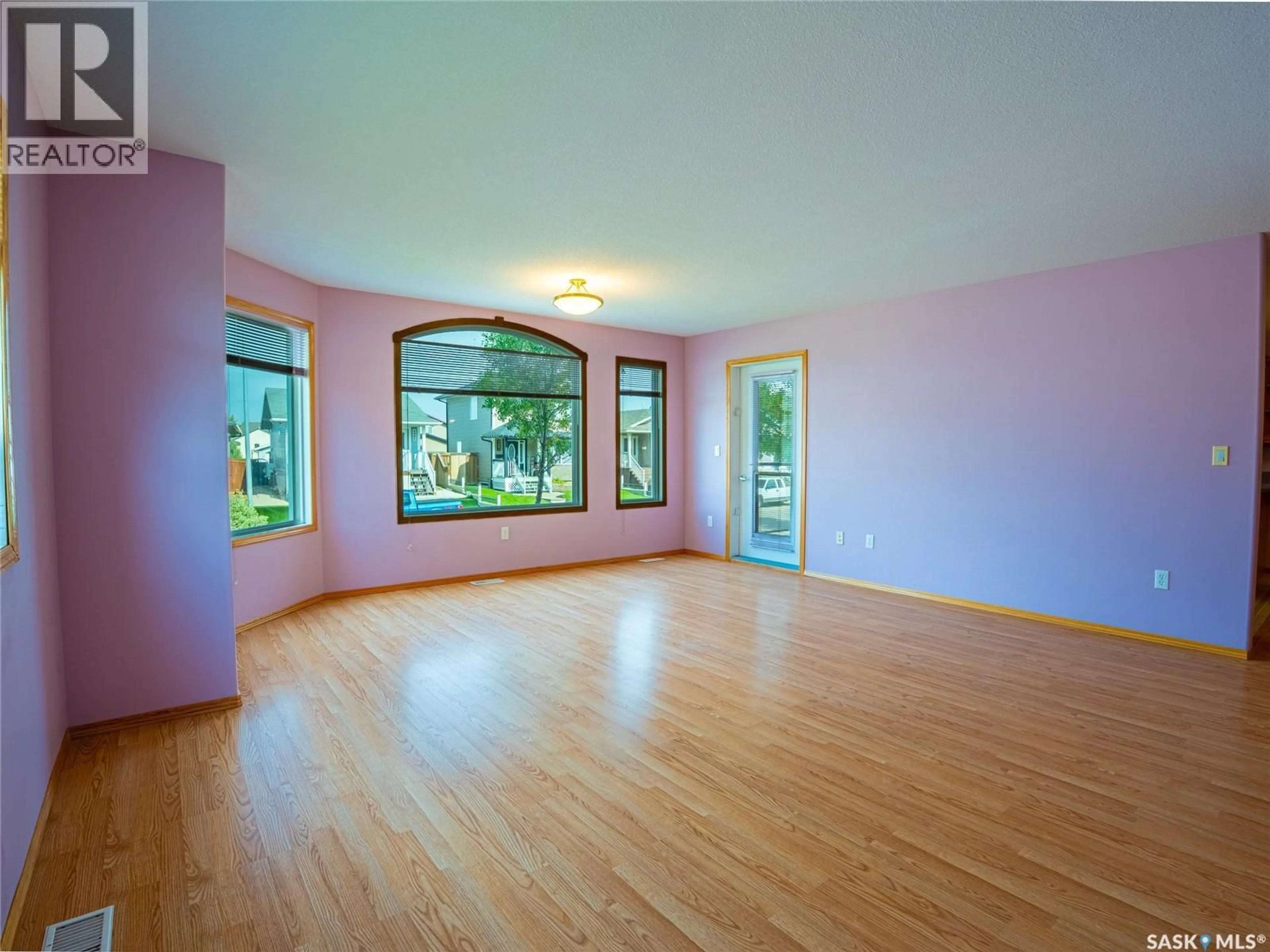 A pic of a room for 108 - 1255 STOCKTON STREET, Regina Saskatchewan S4X0A4