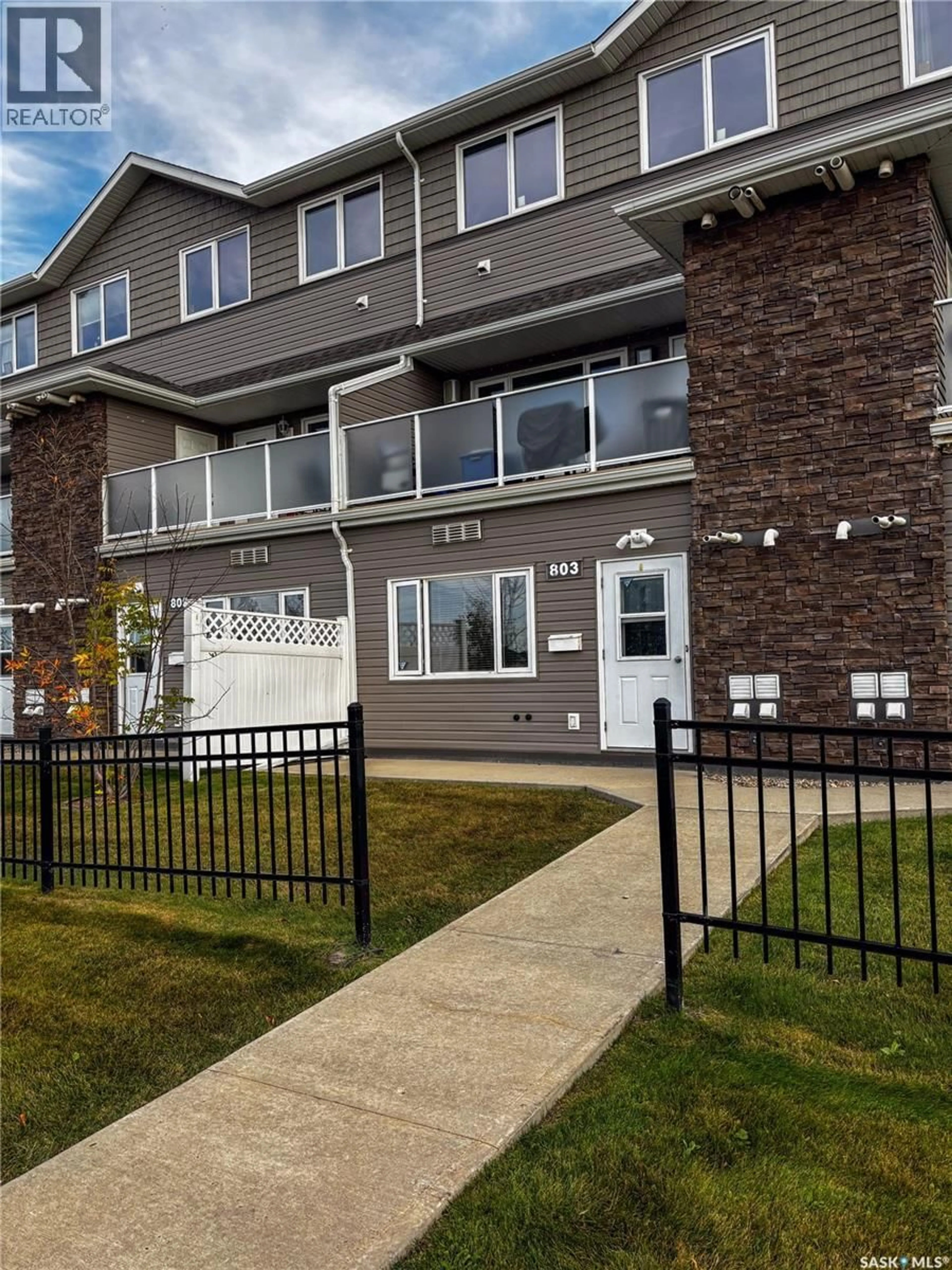 Unknown for 803 - 1022 HAMPTON CIRCLE, Saskatoon Saskatchewan S7R0K3