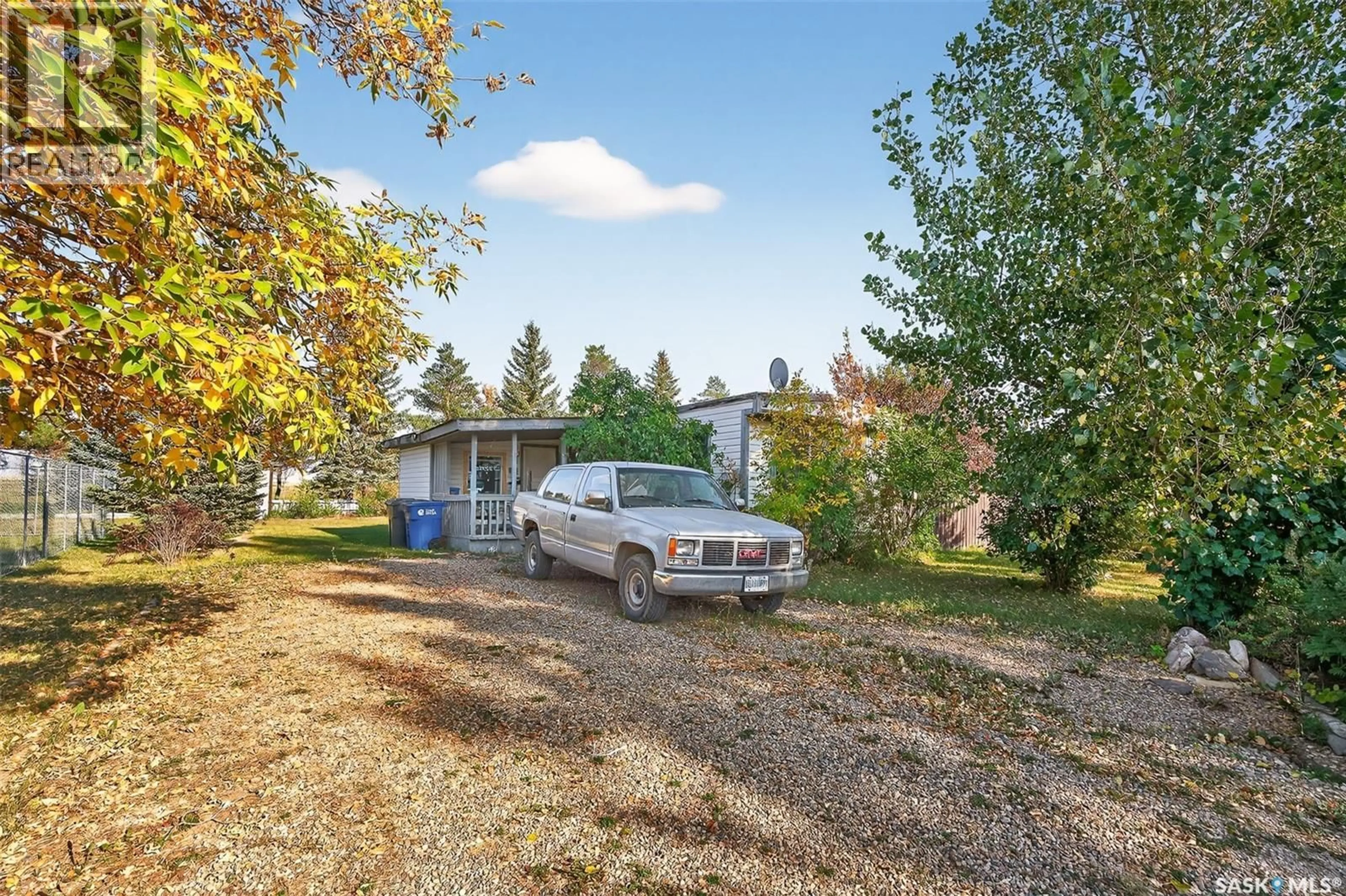 A pic from outside/outdoor area/front of a property/back of a property/a pic from drone, street for 79 SPRUCE STREET, Caronport Saskatchewan S0H0S0