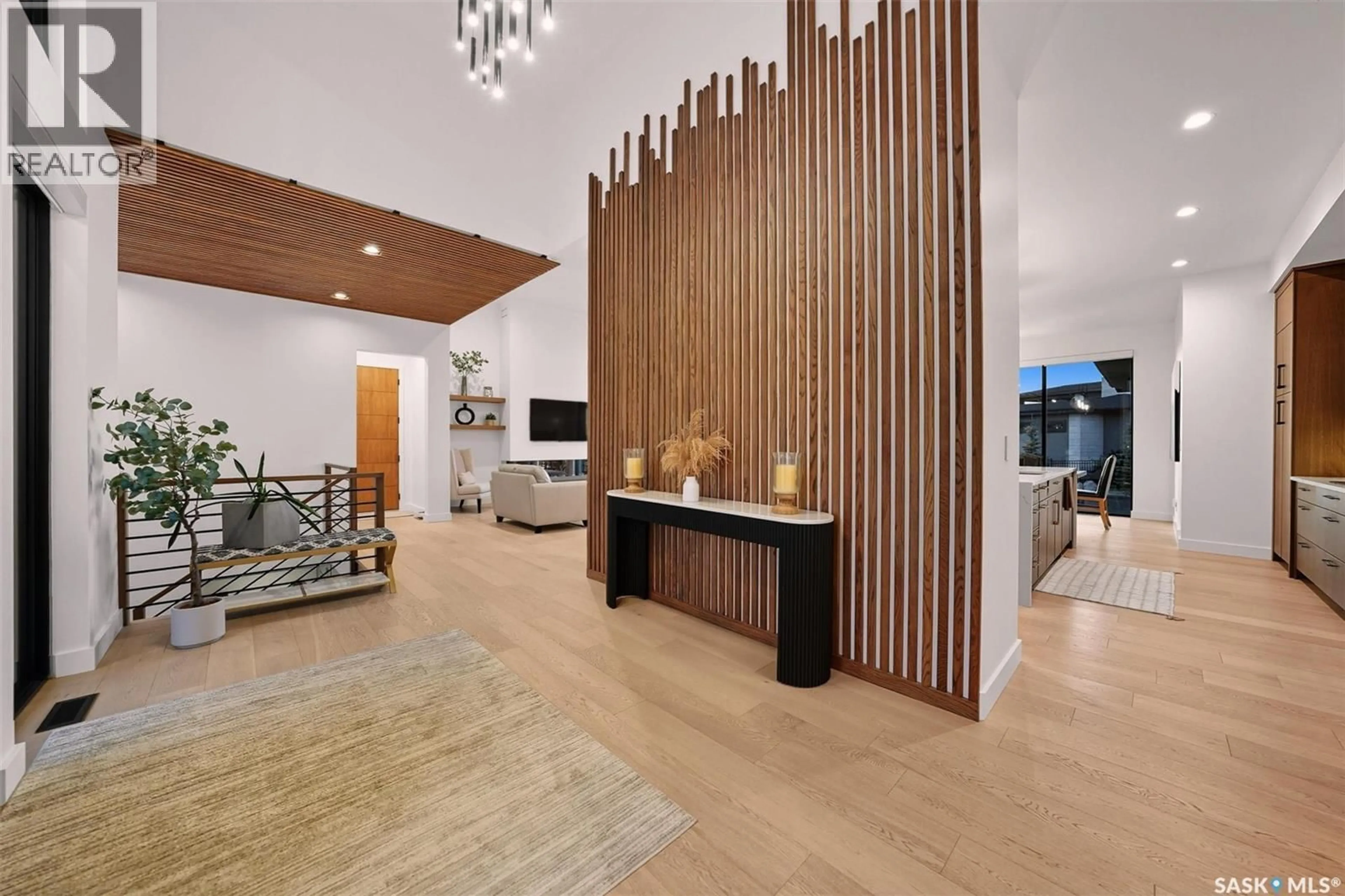 Indoor foyer for 148 GREENBRYRE CLOSE, Corman Park Rm No. 344 Saskatchewan S7J0J5