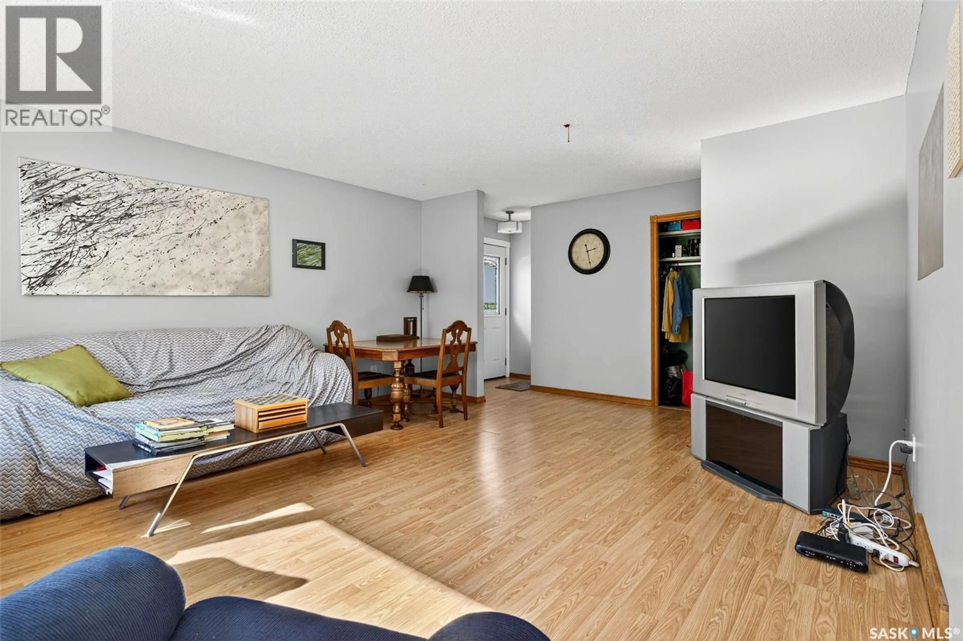 Living room with furniture, unknown for 210 CHURCH DRIVE, Regina Saskatchewan S4X1M1