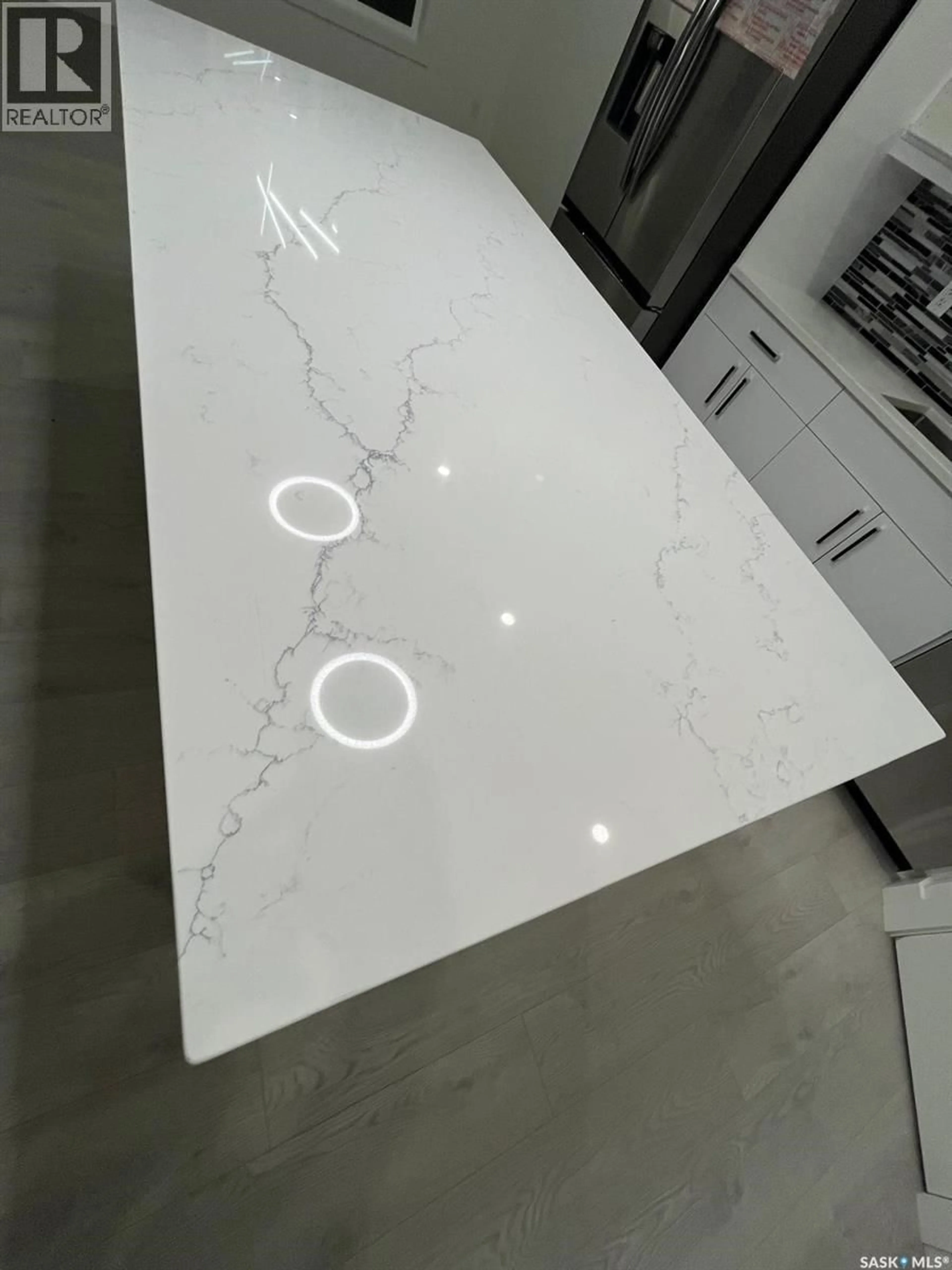 Contemporary kitchen, unknown for 238 STROMBERG COURT, Saskatoon Saskatchewan S7L6M9