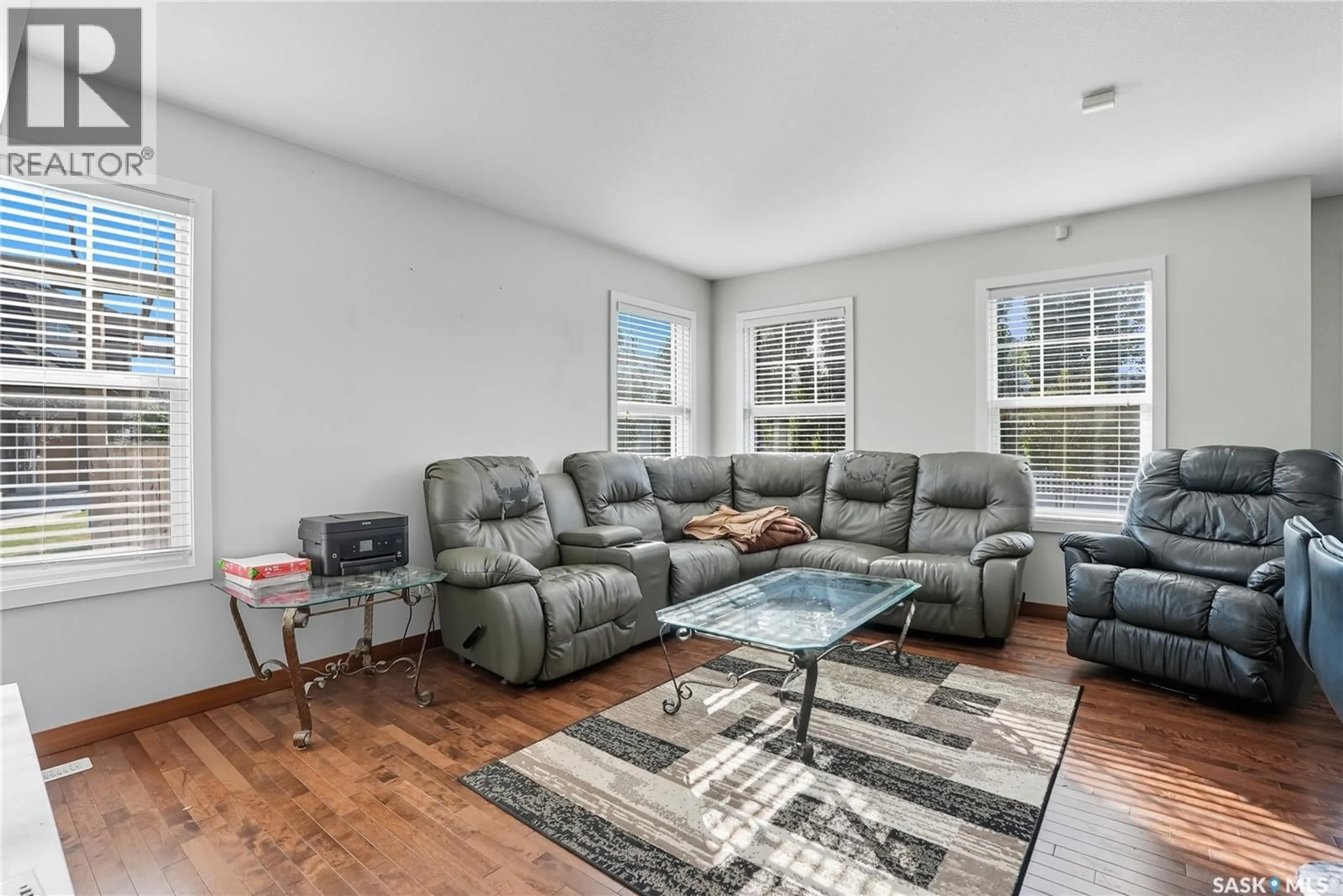 Living room with furniture, unknown for 1555 - 301 PATON CRESCENT, Saskatoon Saskatchewan S7W0V5