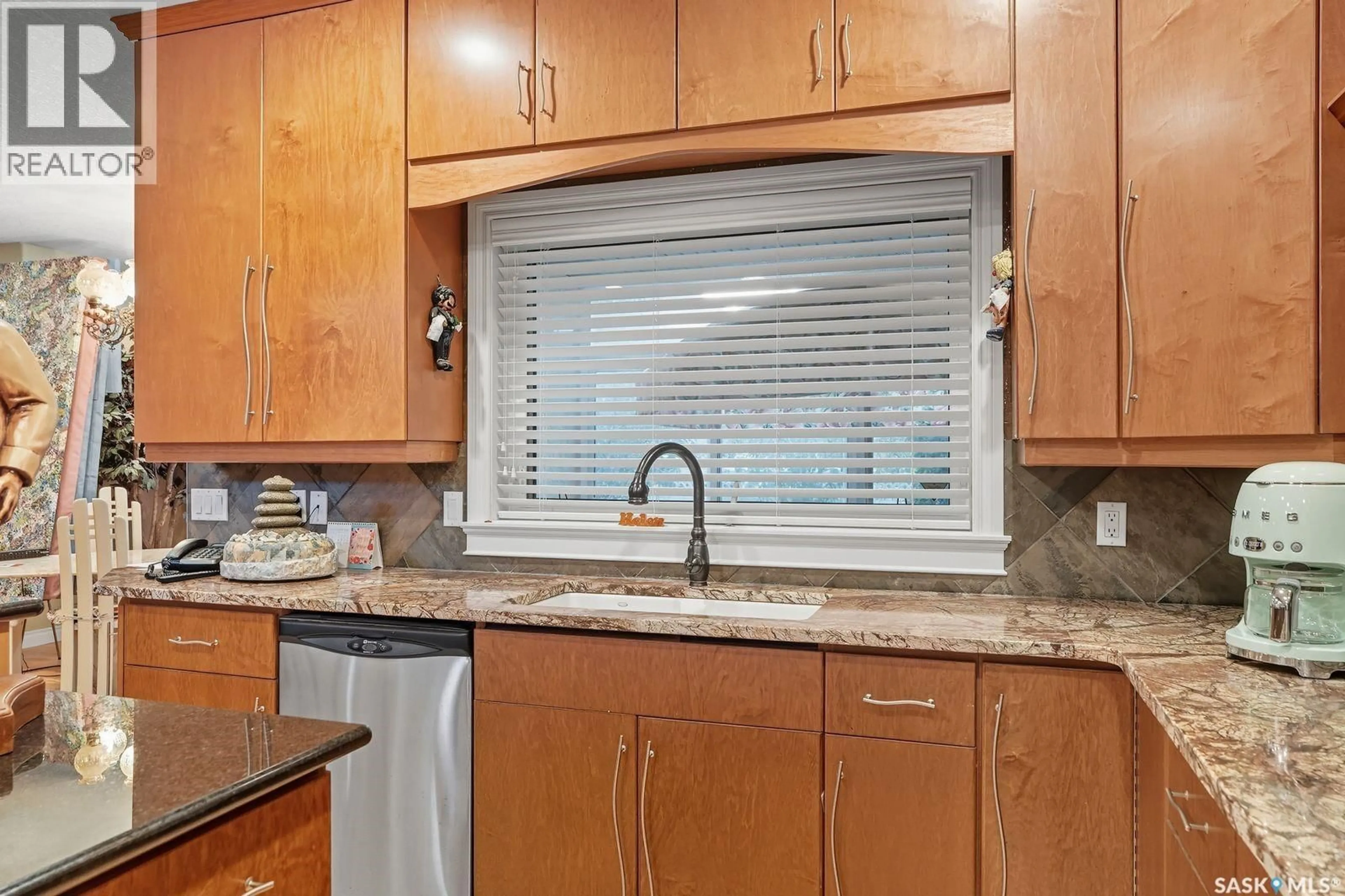 Standard kitchen, ceramic/tile floor for 603 BROOKHURST COURT, Saskatoon Saskatchewan S7V1E5