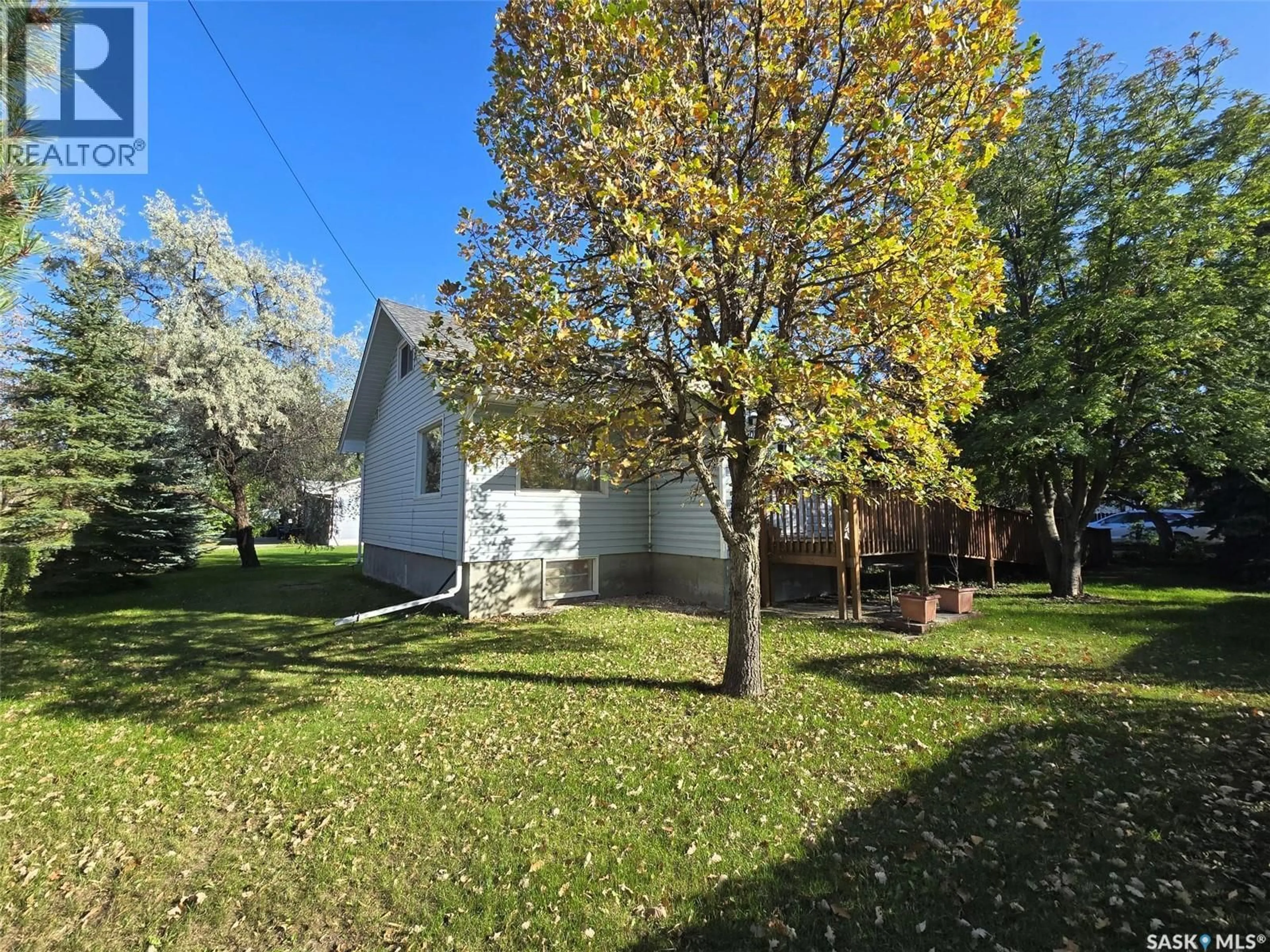 A pic from outside/outdoor area/front of a property/back of a property/a pic from drone, street for 501 STELLA STREET, Grenfell Saskatchewan S0G2B0