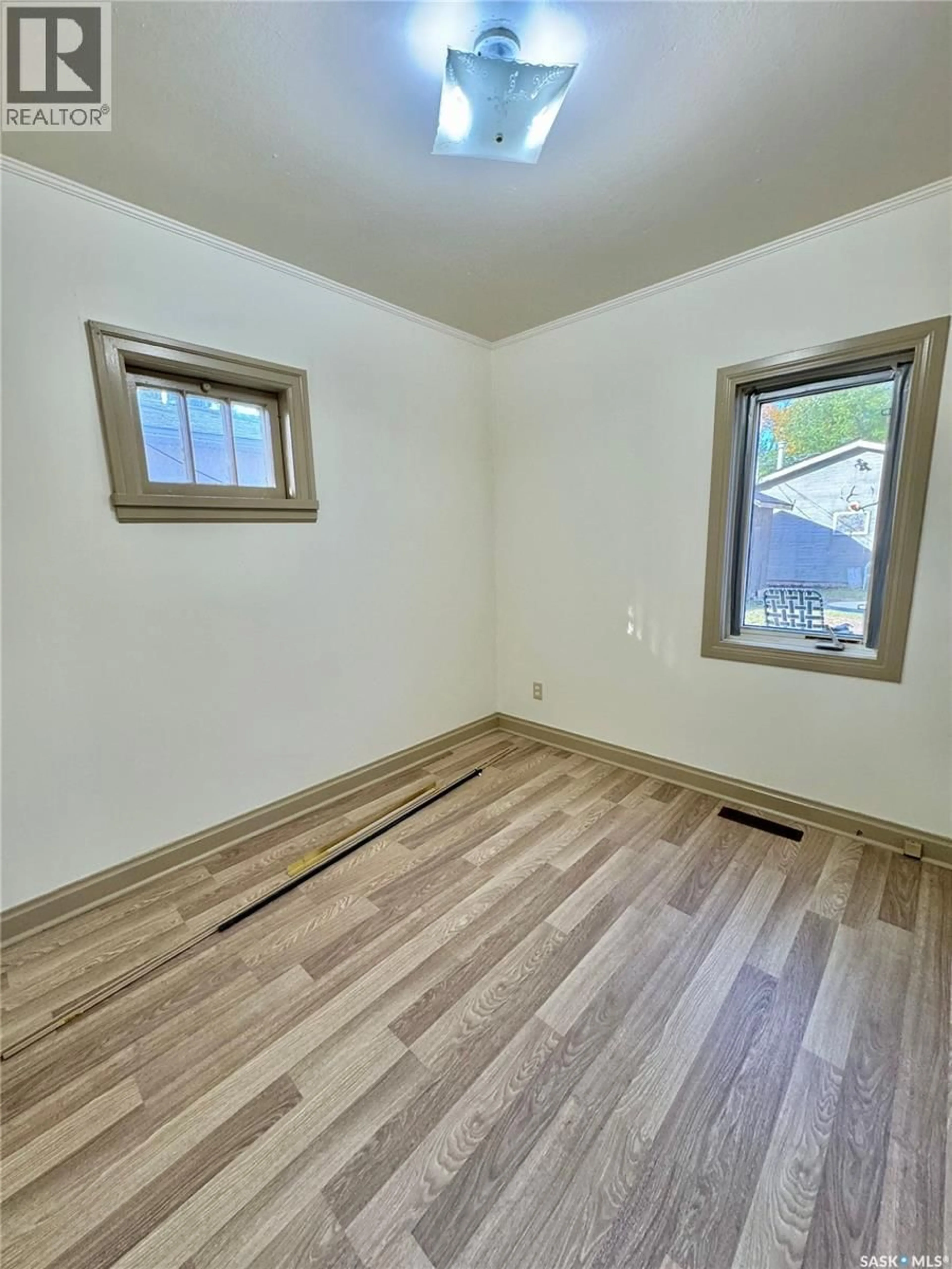 A pic of a room for 712 6TH STREET, Prince Albert Saskatchewan S6V0N8