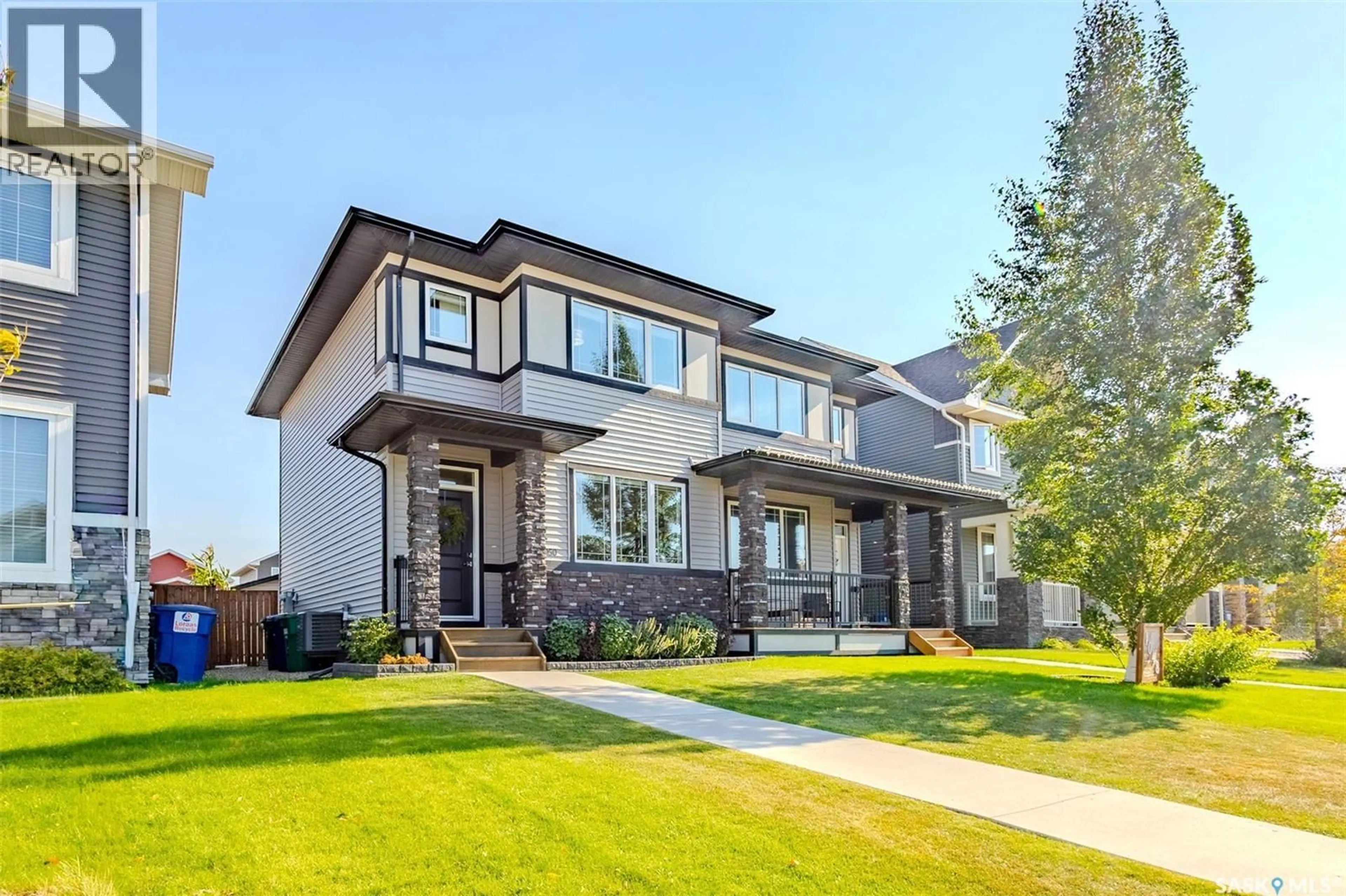 Home with brick exterior material, unknown for 1050 KOLYNCHUK CRESCENT, Saskatoon Saskatchewan S7T0X4