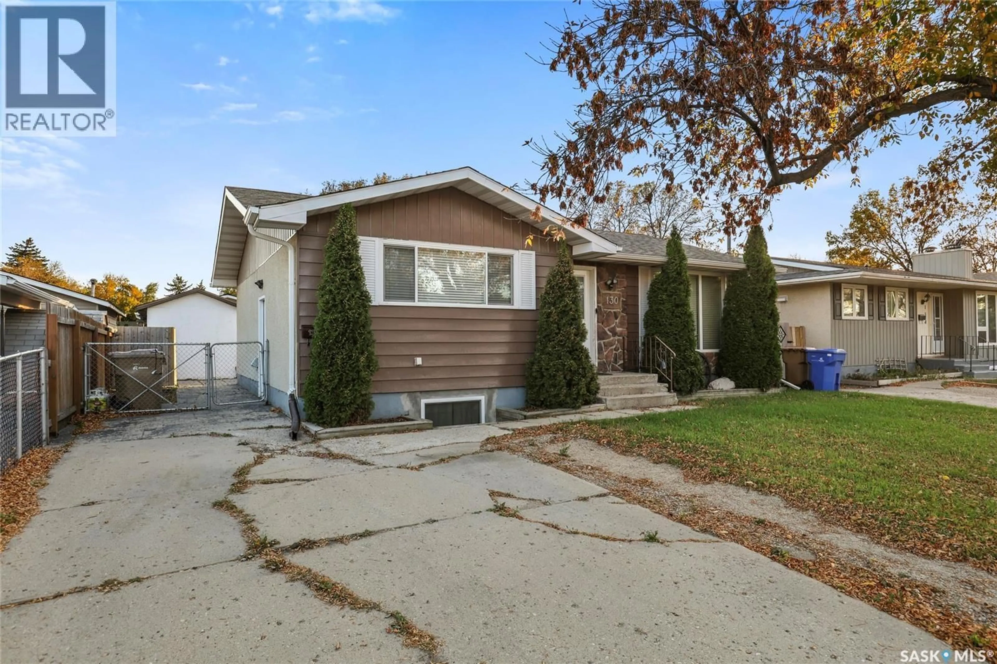 Home with vinyl exterior material, street for 130 SCRIVENER CRESCENT, Regina Saskatchewan S4N4V7
