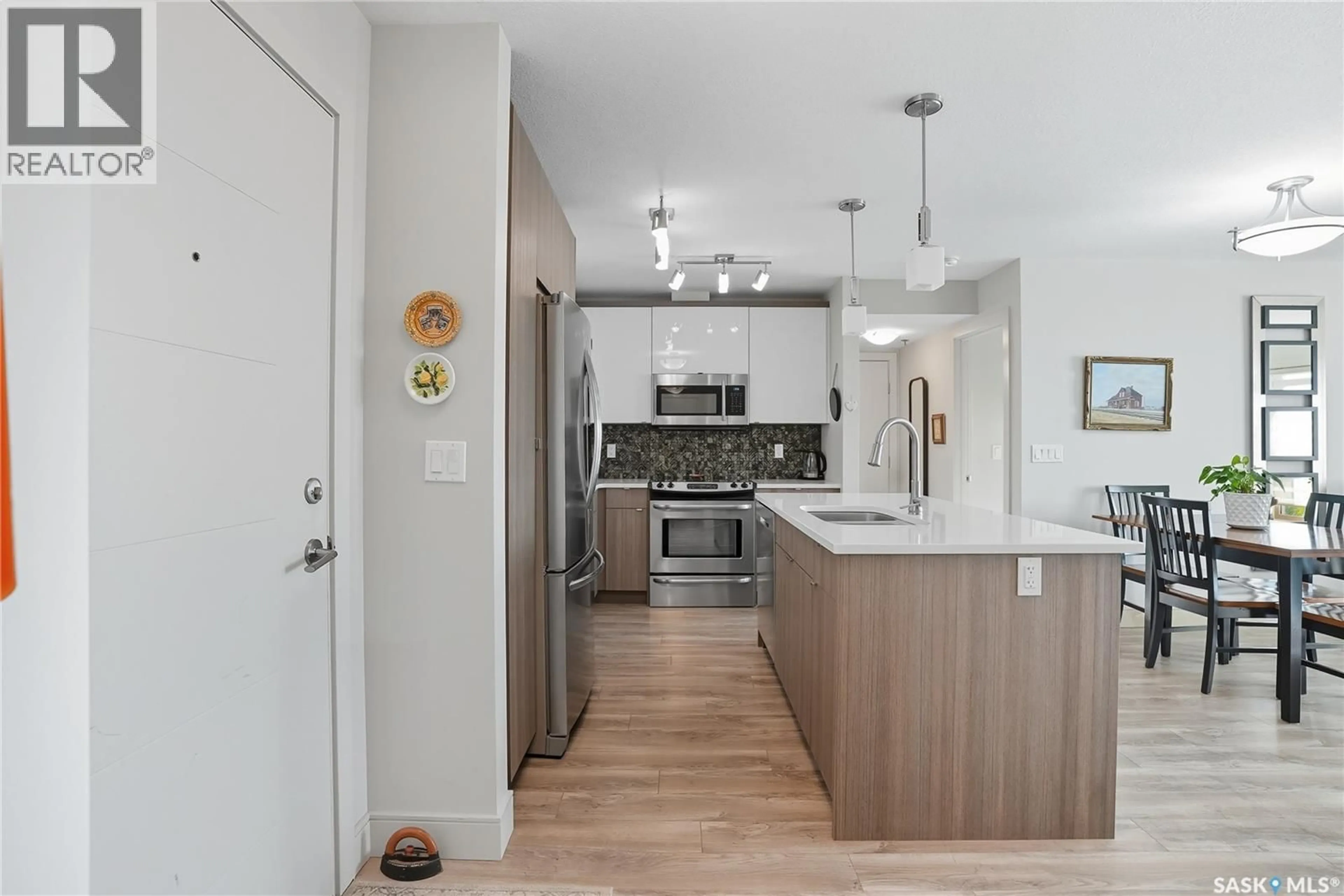 Open concept kitchen, unknown for 121 - 323 WILLOWGROVE CRESCENT, Saskatoon Saskatchewan S7W0R1