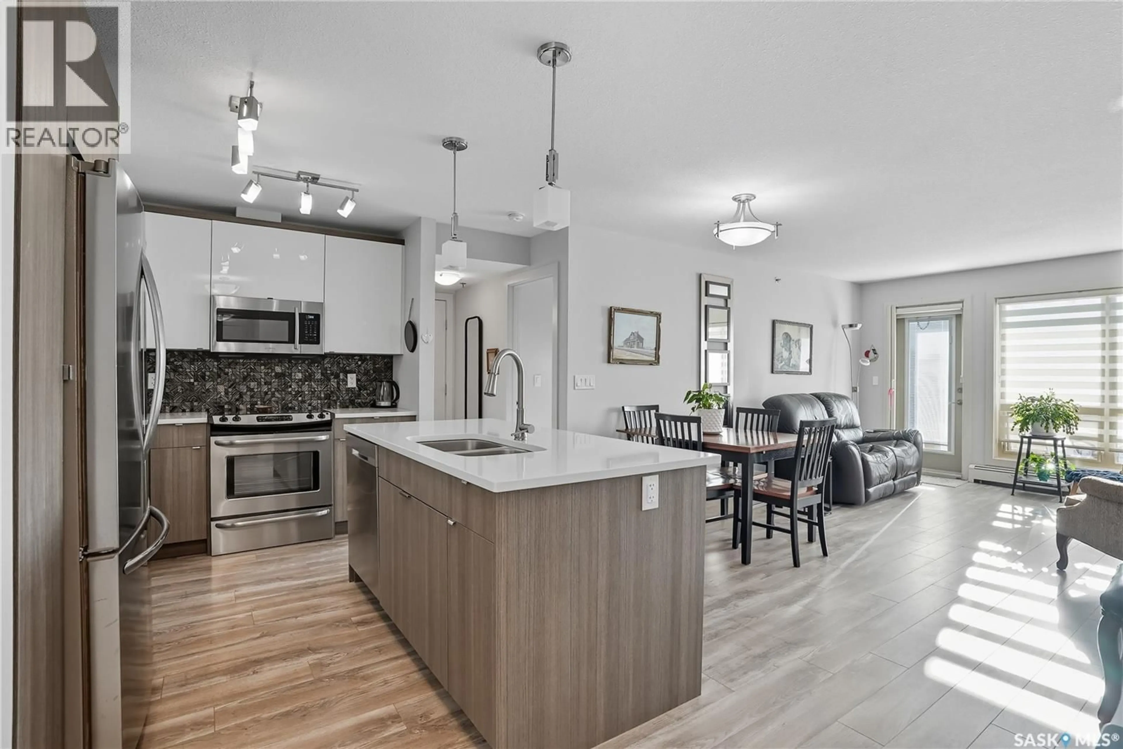 Open concept kitchen, unknown for 121 - 323 WILLOWGROVE CRESCENT, Saskatoon Saskatchewan S7W0R1