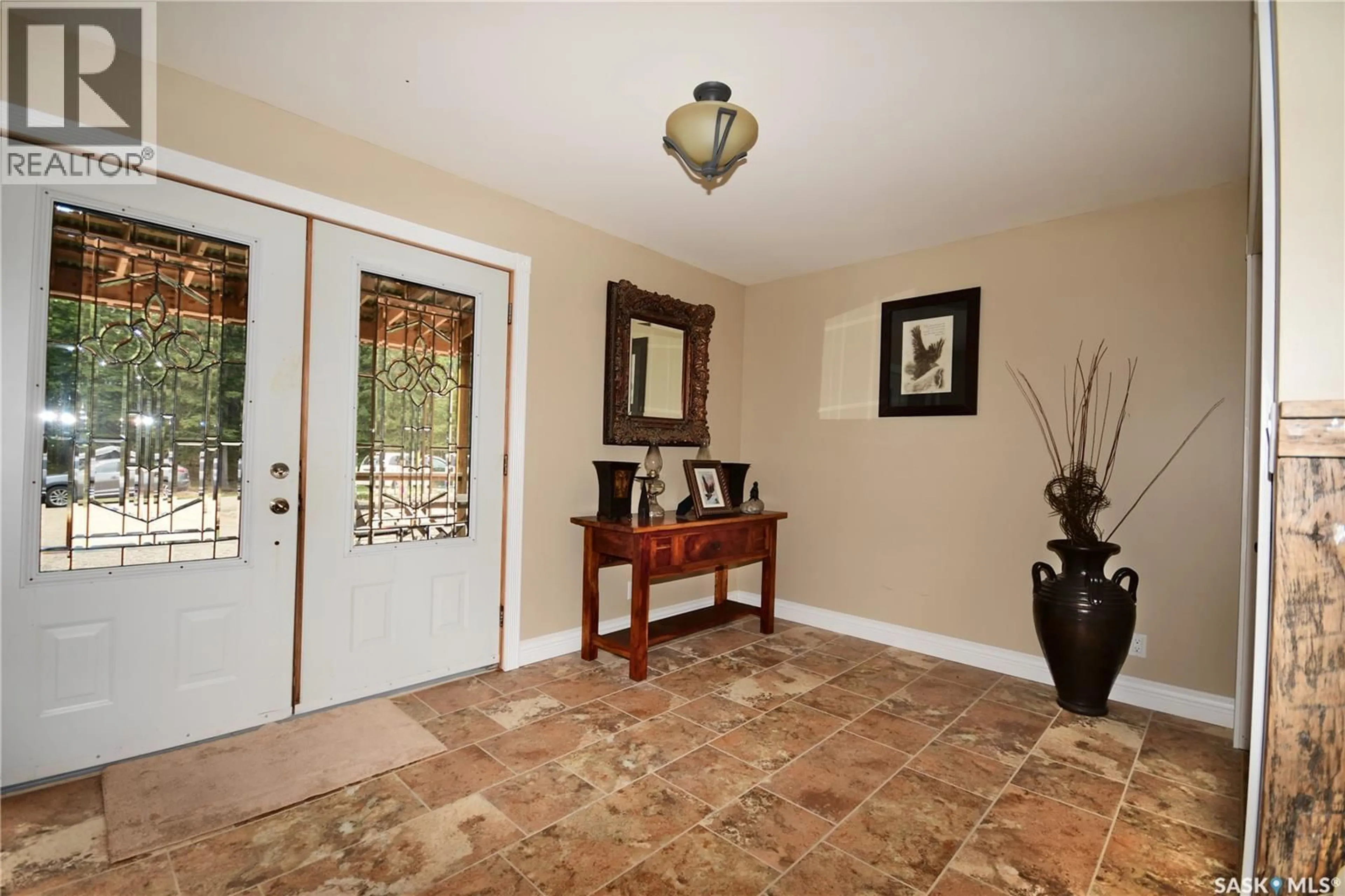 Indoor entryway for EAGLES WINGS ACREAGE, Big River Rm No. 555 Saskatchewan S0J0E0