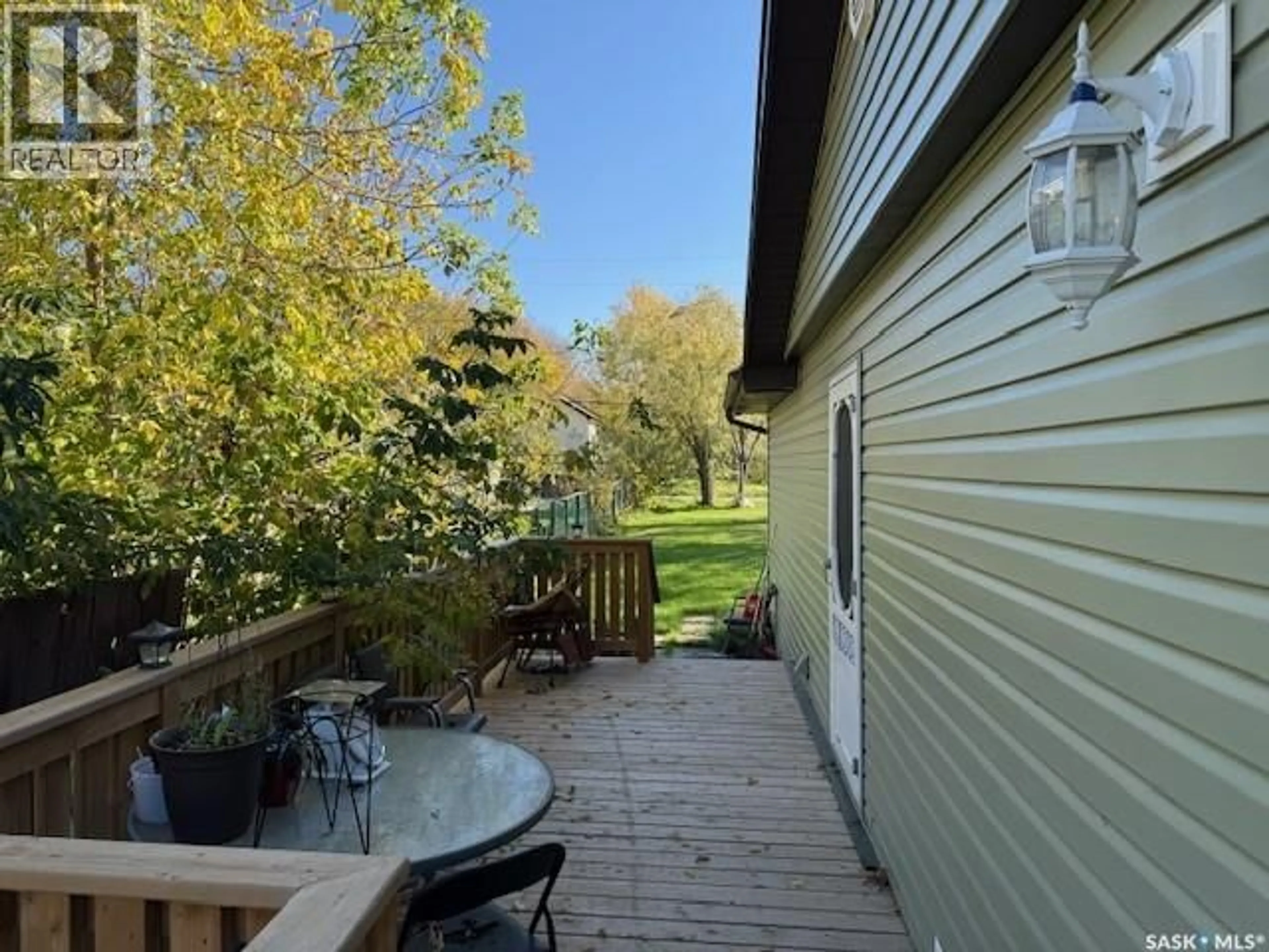 Patio, water/lake/river/ocean view for 608 EAST AVENUE, Kamsack Saskatchewan S0A1S0