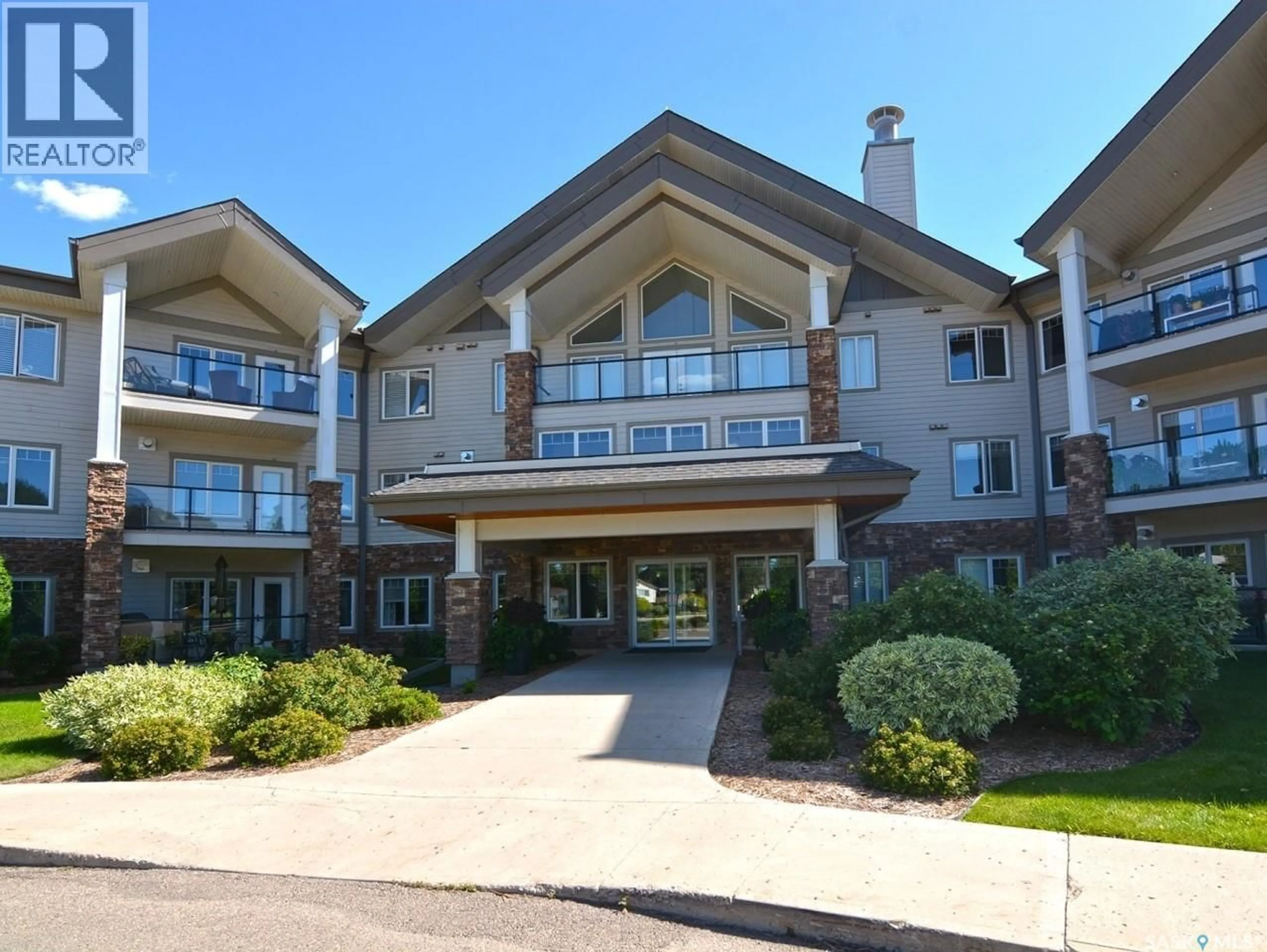 Indoor foyer for 1010 - 313 RUTH STREET, Saskatoon Saskatchewan S7J4M9