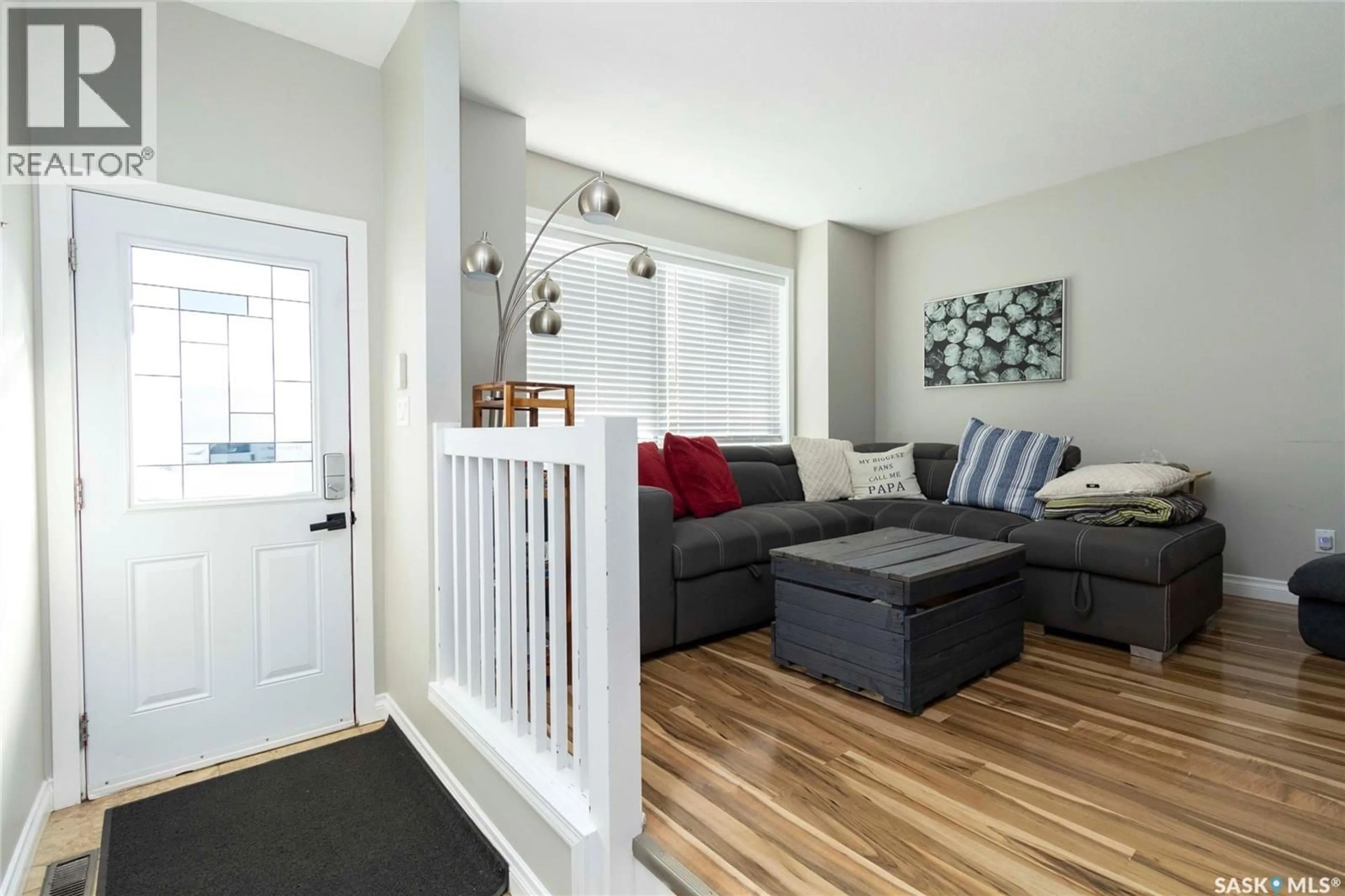 Indoor entryway for 418 KENDERDINE ROAD, Saskatoon Saskatchewan S7N3S1