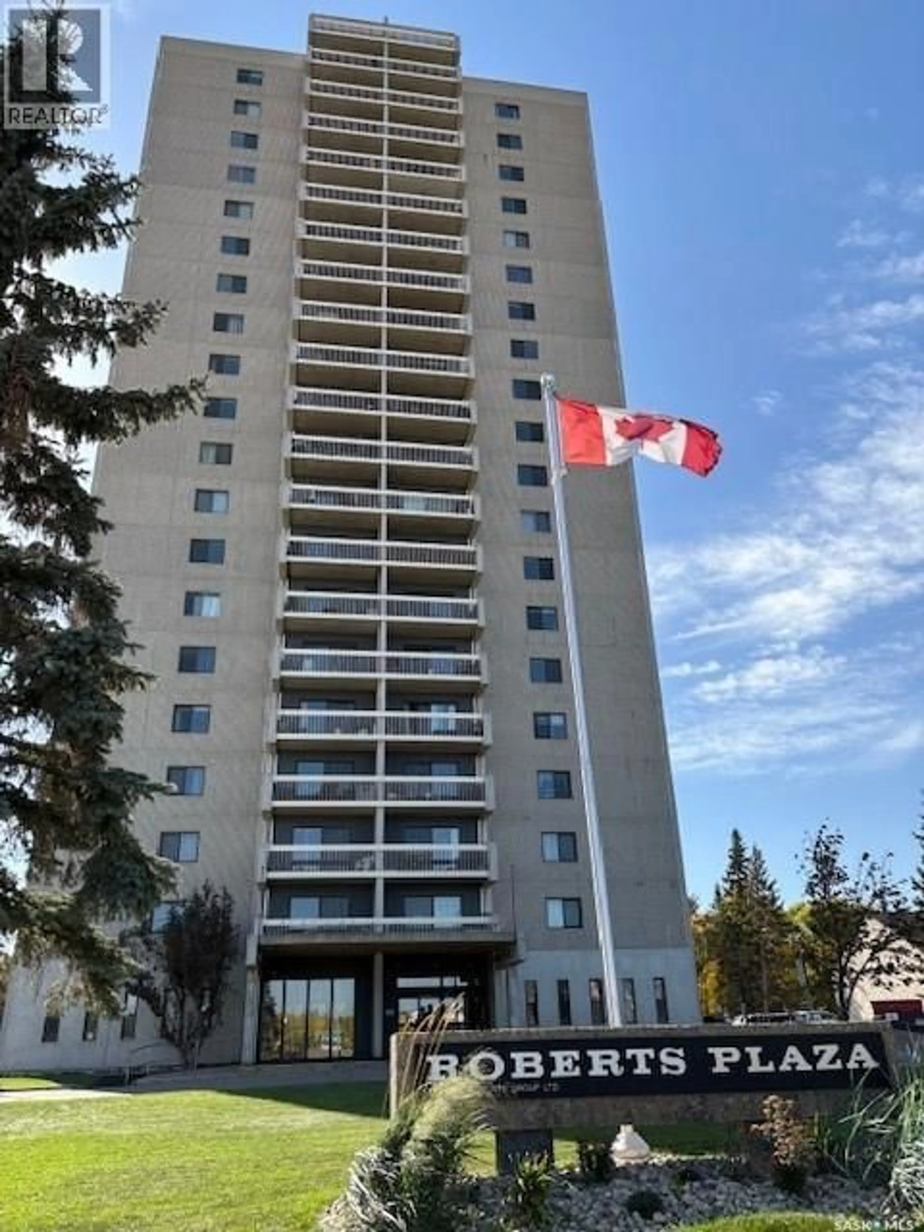 A pic from outside/outdoor area/front of a property/back of a property/a pic from drone, unknown for 3520 - 1208 HILLSDALE STREET, Regina Saskatchewan S4S5Z5