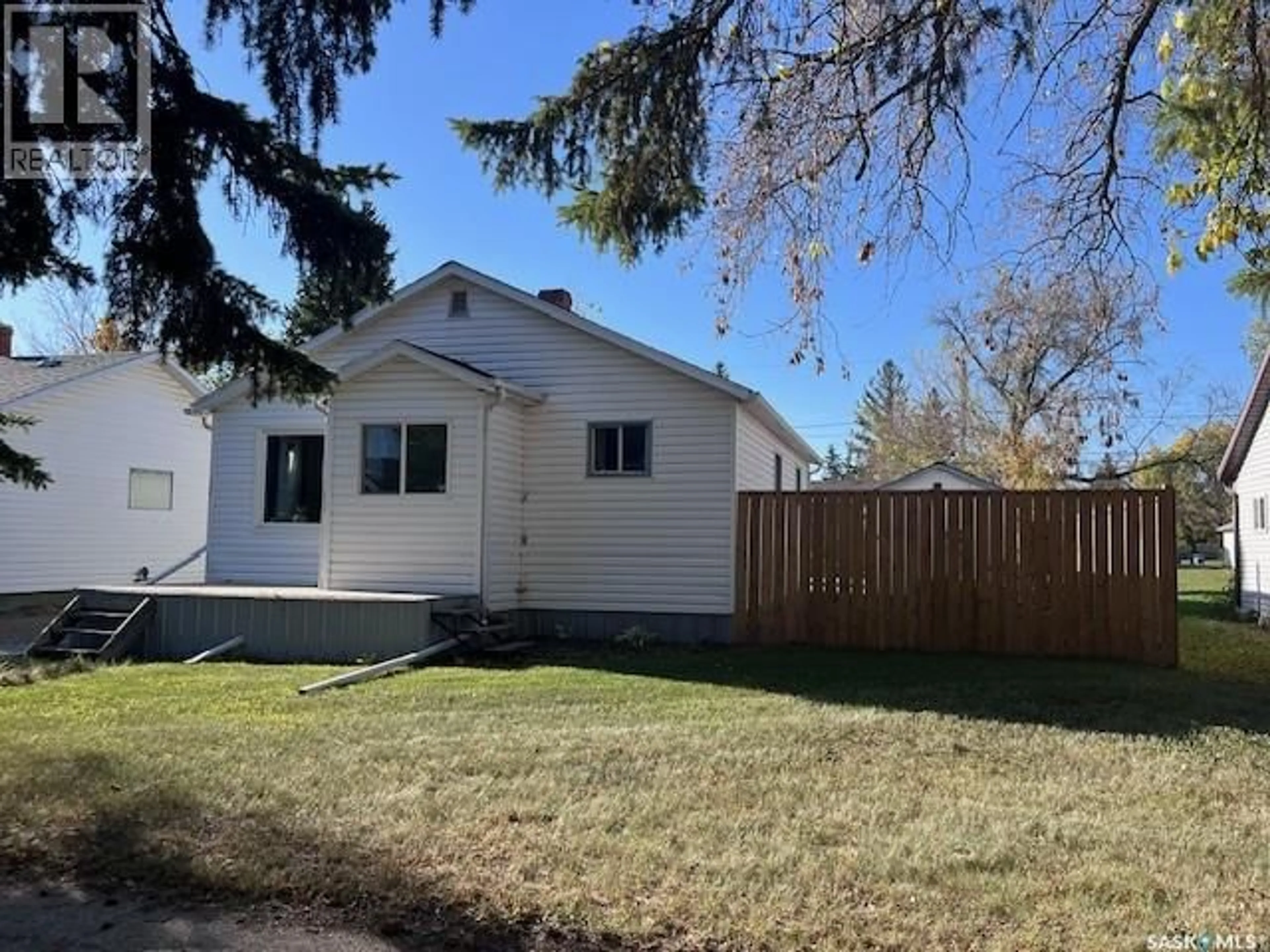 Unknown for 109 HIGGINS AVENUE, Melfort Saskatchewan S0E1A0