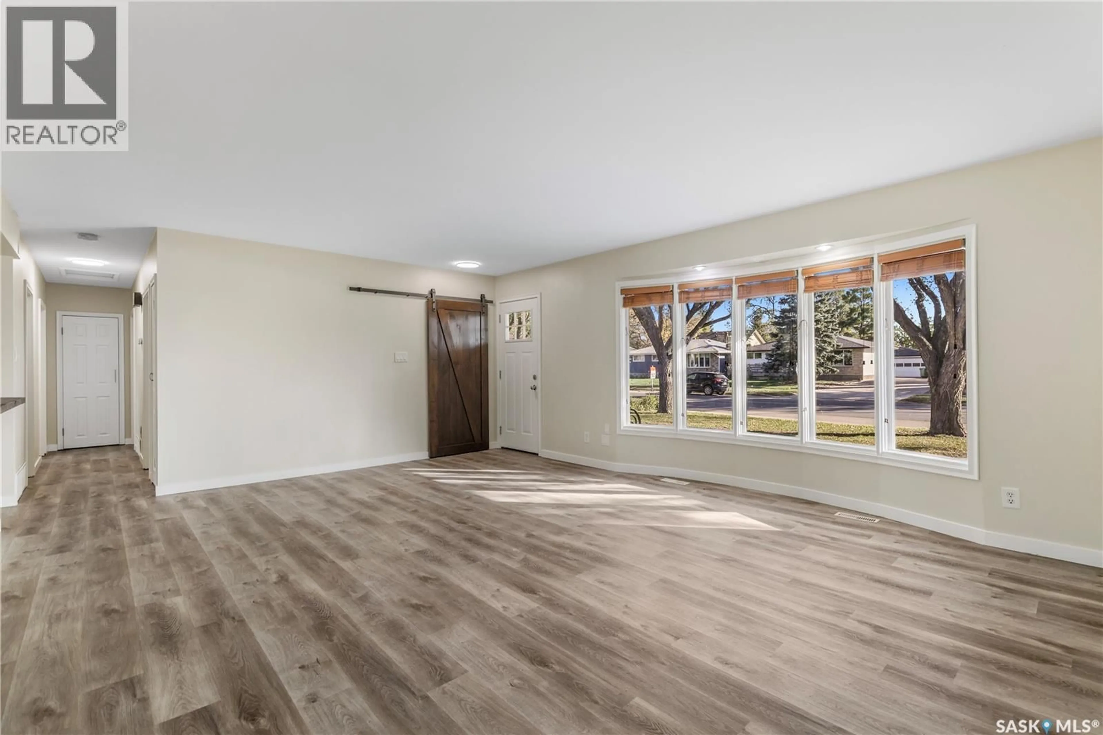 Unknown for 3802 25TH AVENUE, Regina Saskatchewan S4S1L9