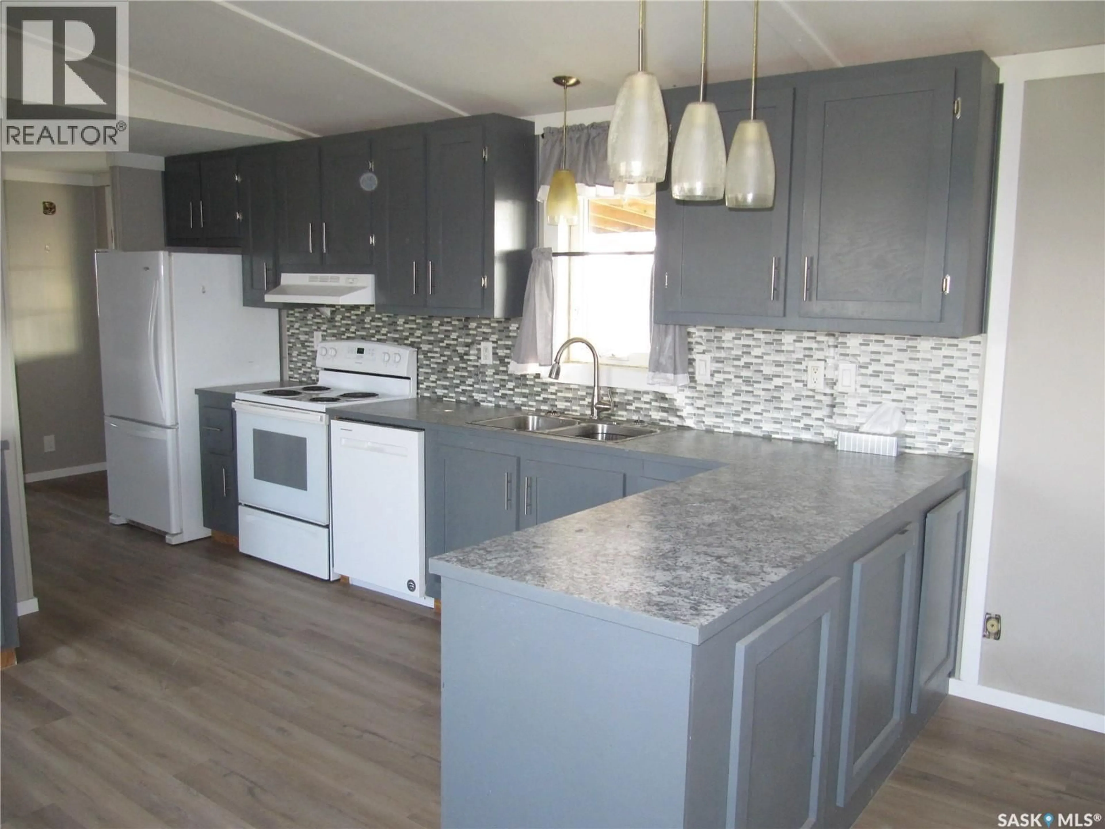 Open concept kitchen, unknown for Glaslyn NE ACREAGE, Parkdale Rm No. 498 Saskatchewan S0M0C7