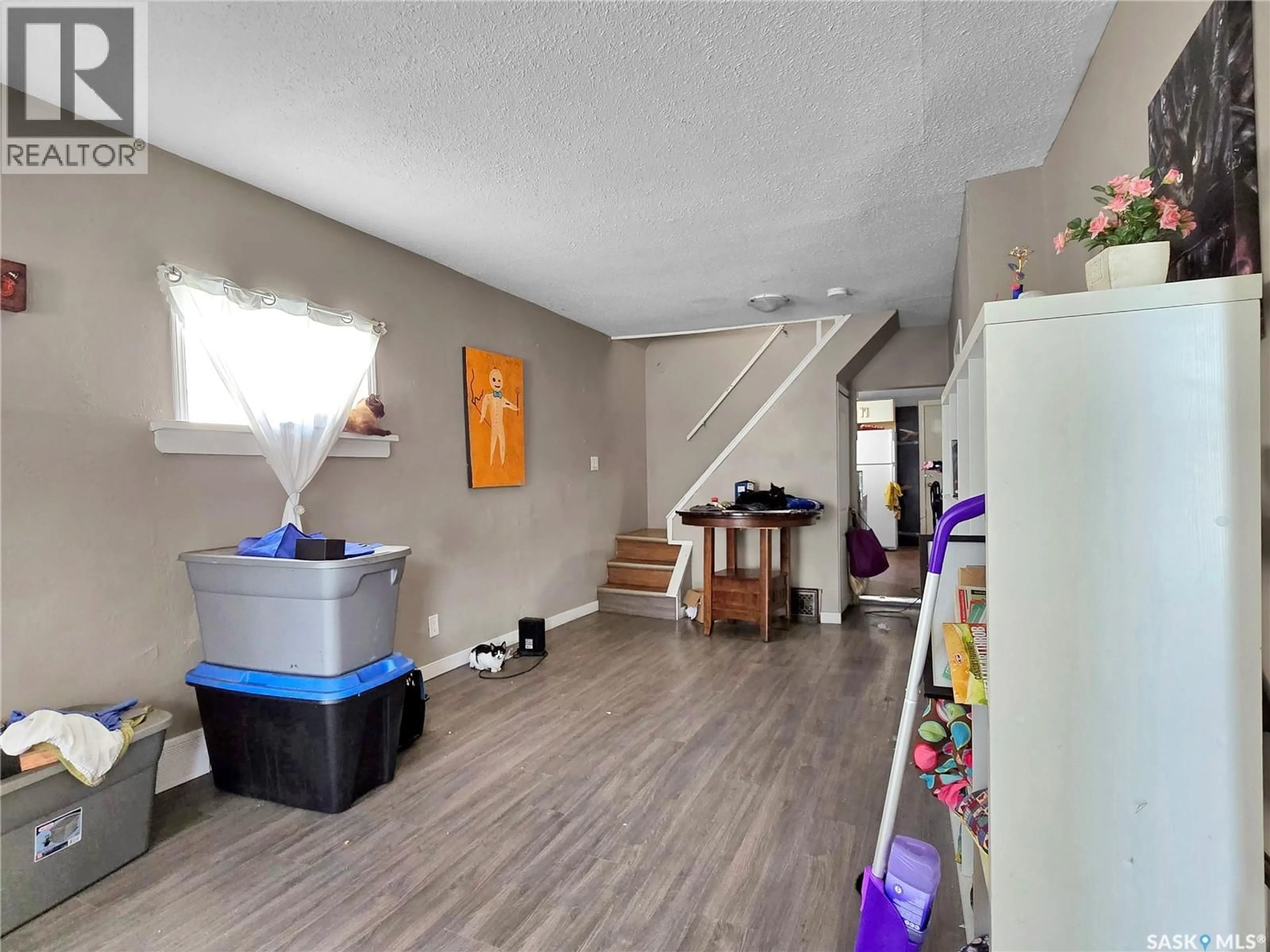 A pic of a room for 312 E AVENUE S, Saskatoon Saskatchewan S7M1S1
