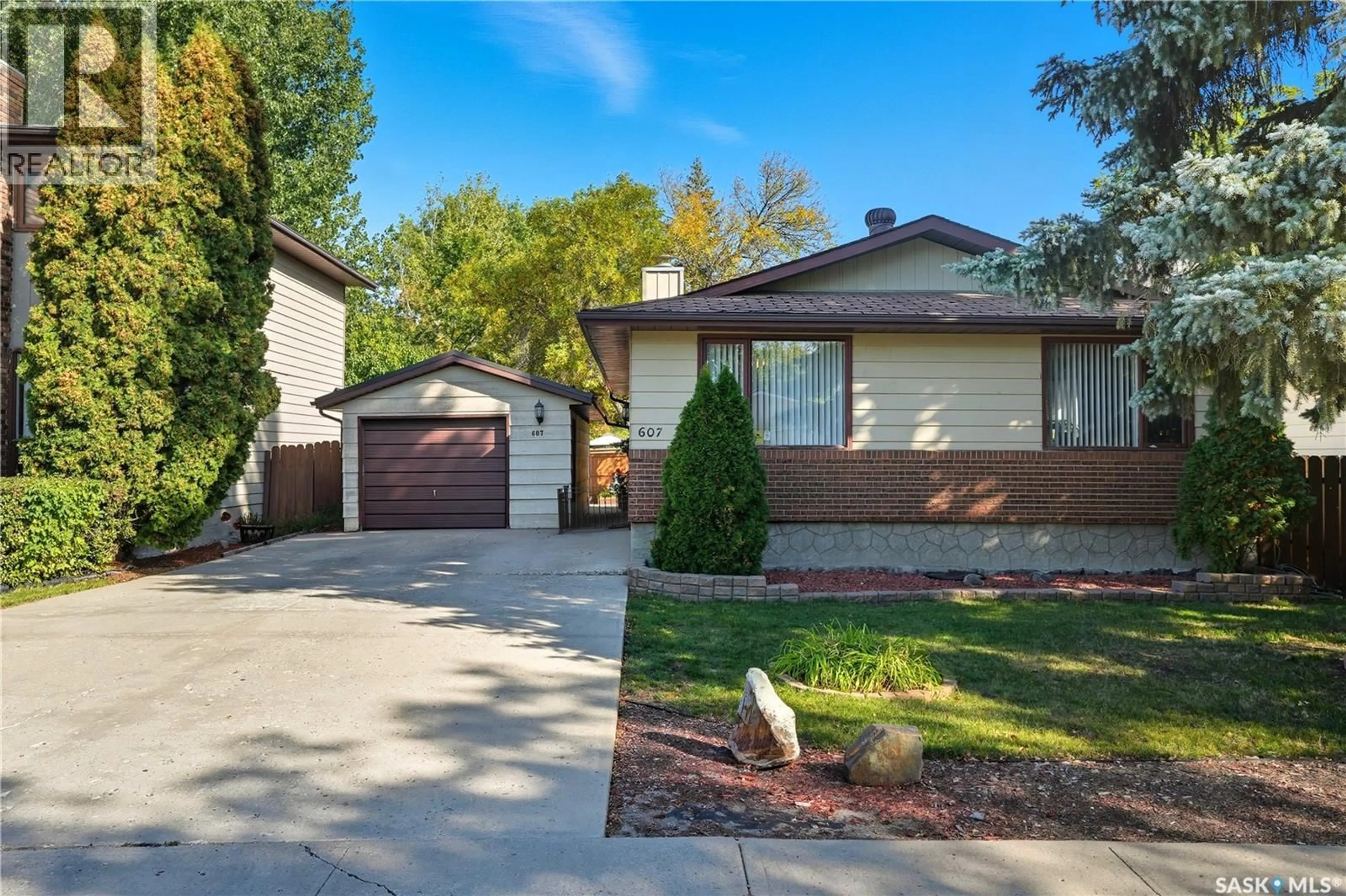 Home with brick exterior material, street for 607 KELSEY STREET, Regina Saskatchewan S4X1V6