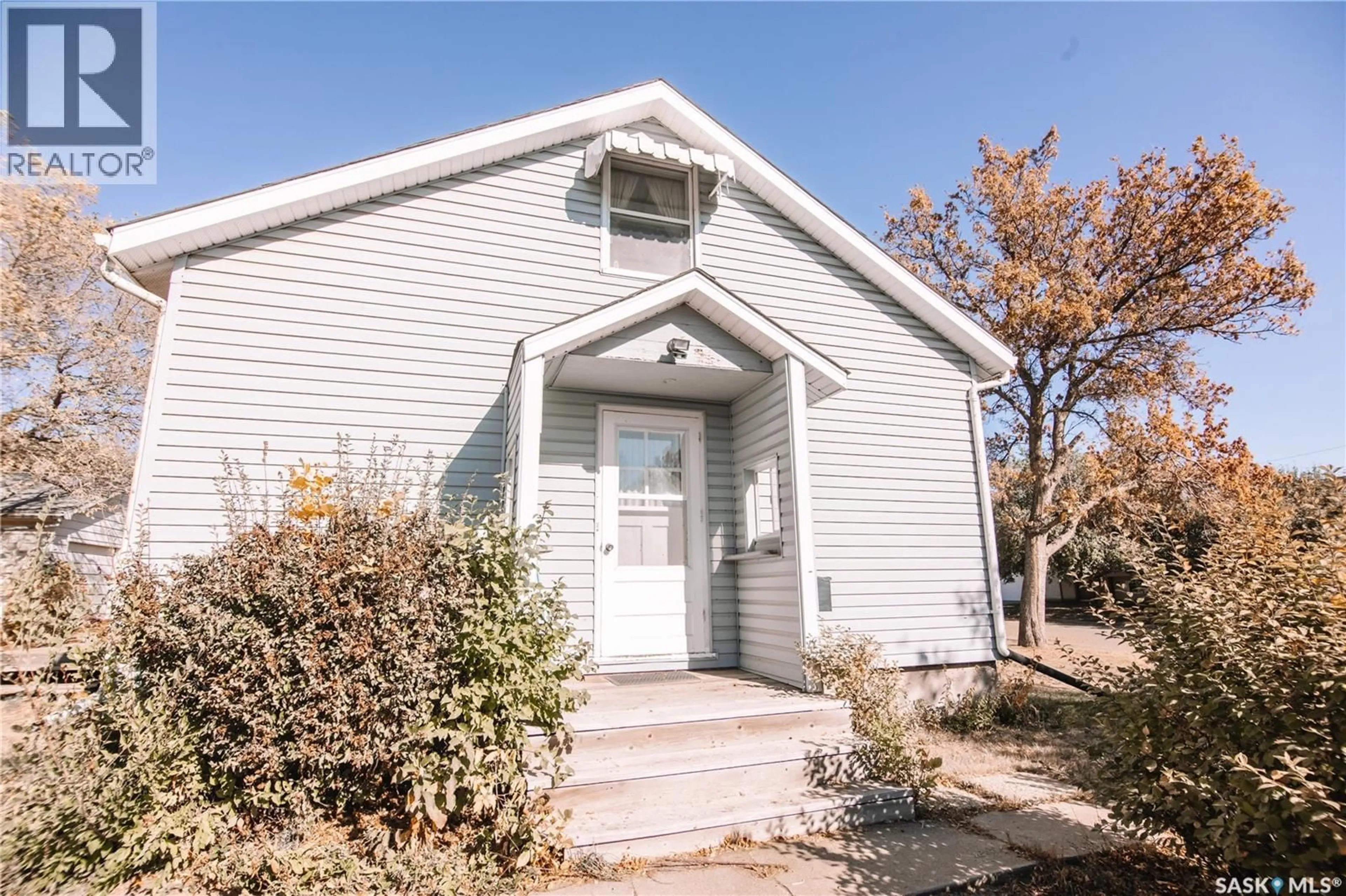 Unknown for 414 10TH AVENUE, Moose Jaw Saskatchewan S6H4K5