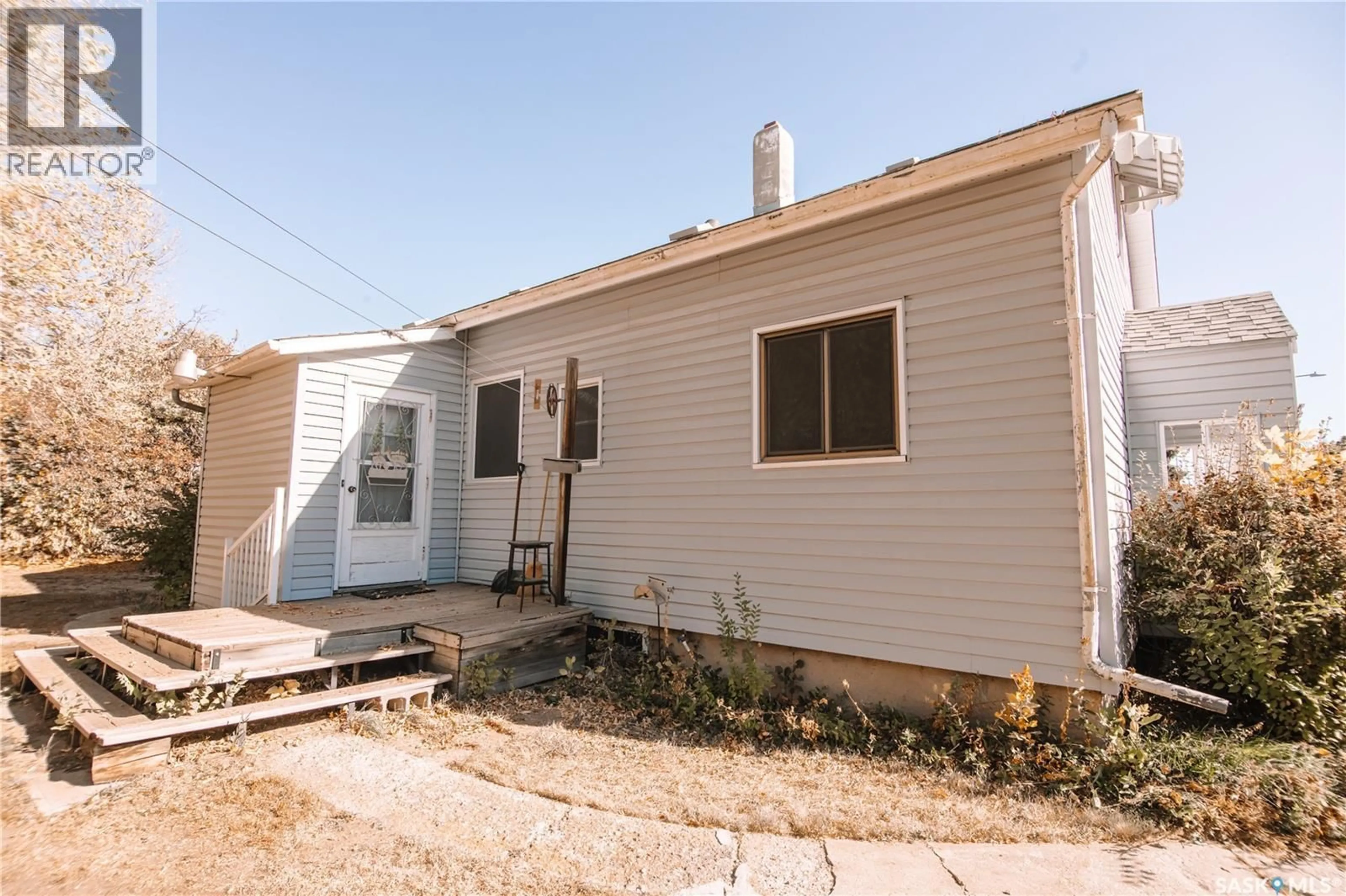 Unknown for 414 10TH AVENUE, Moose Jaw Saskatchewan S6H4K5