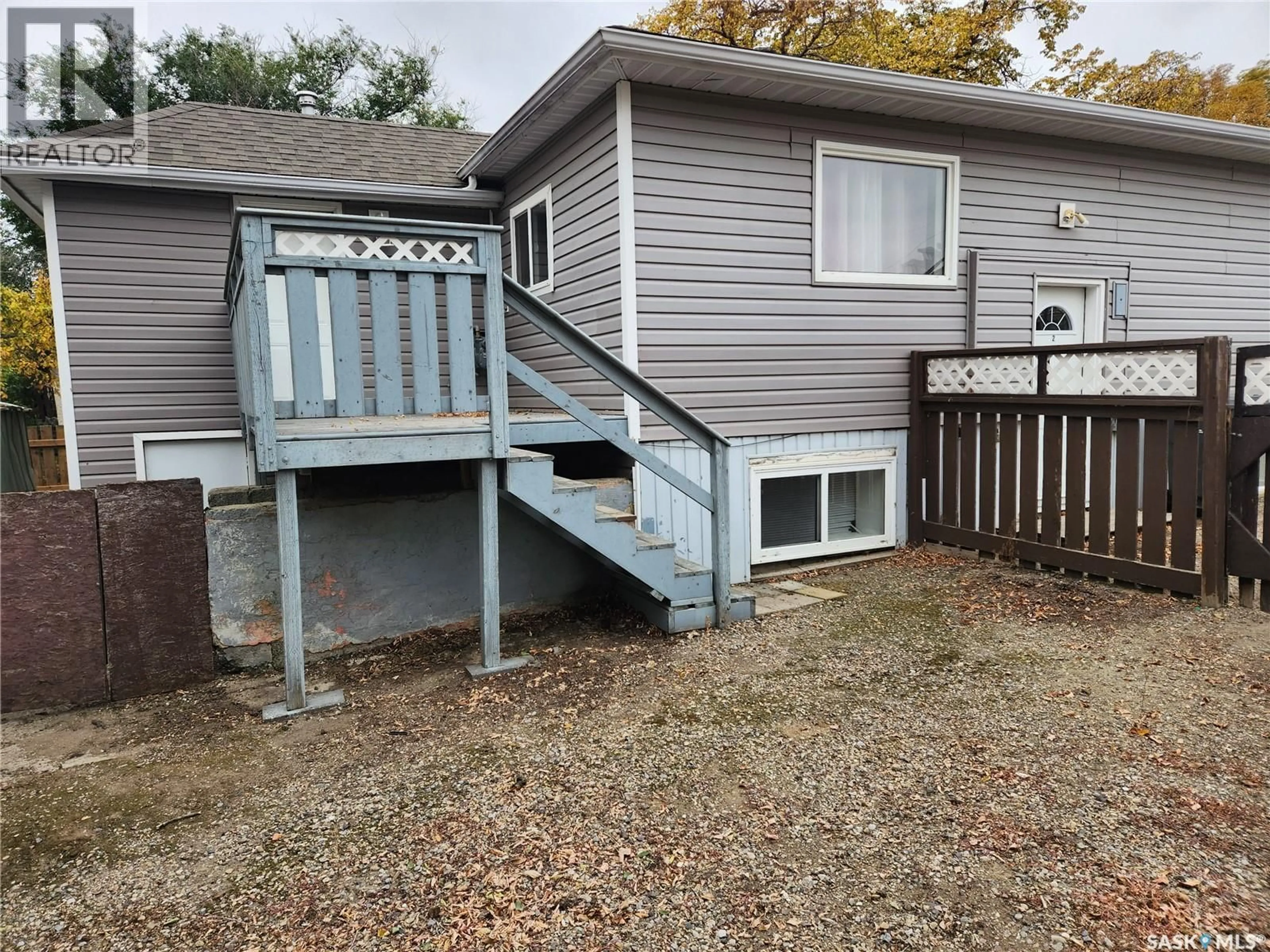 Unknown for 19 10TH AVENUE, Swift Current Saskatchewan S9H2T1