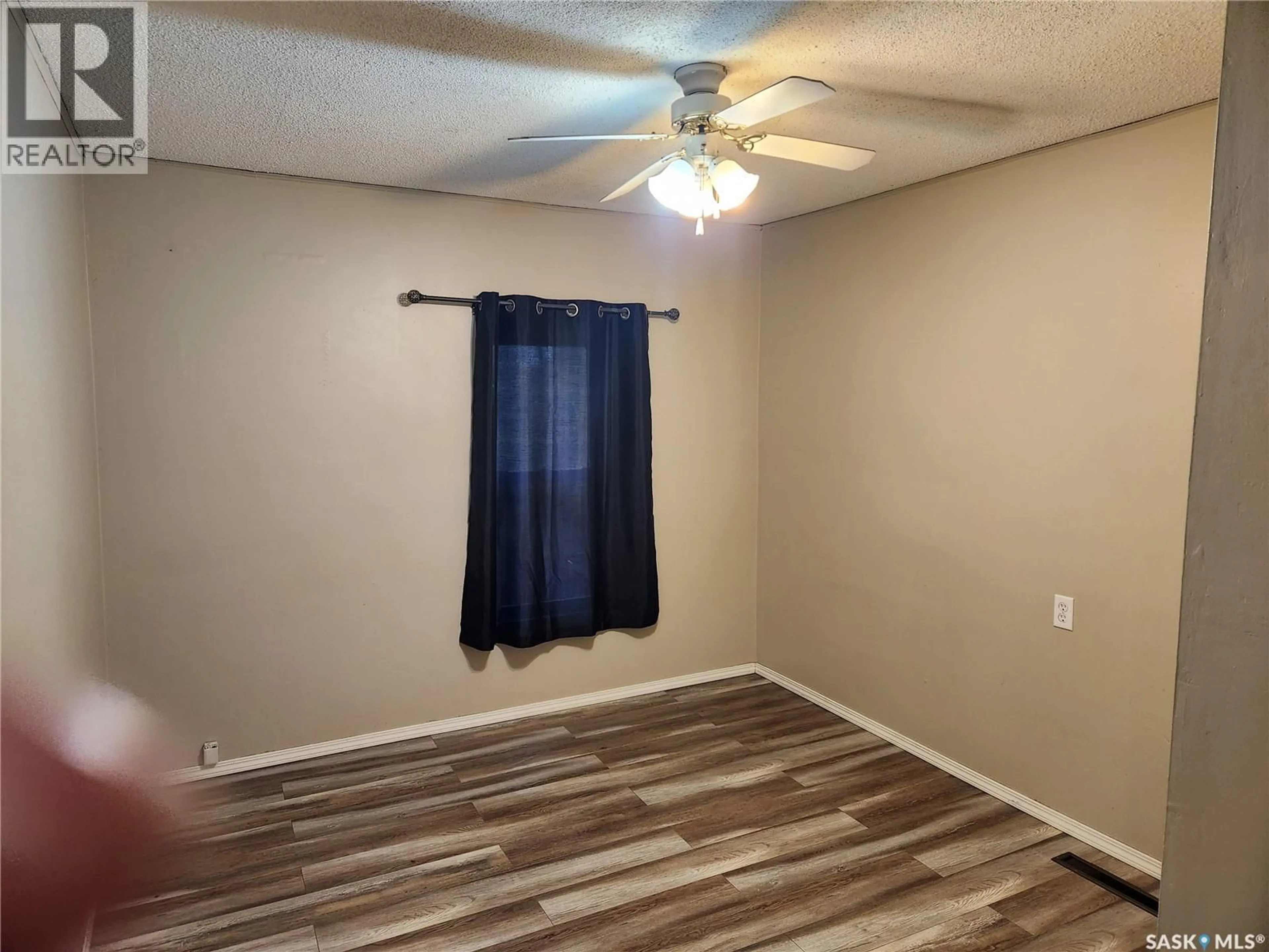 A pic of a room for 19 10TH AVENUE, Swift Current Saskatchewan S9H2T1