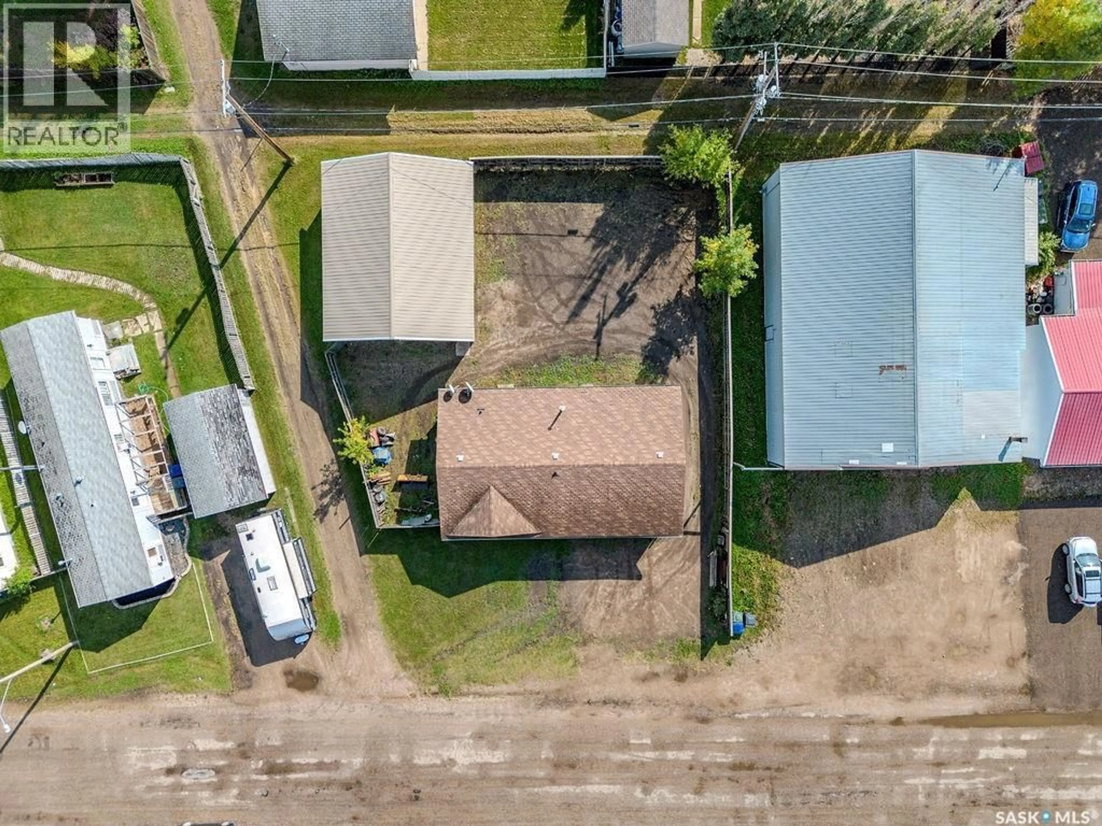 A pic from outside/outdoor area/front of a property/back of a property/a pic from drone, street for 90 2ND STREET, Osler Saskatchewan S0K3A0