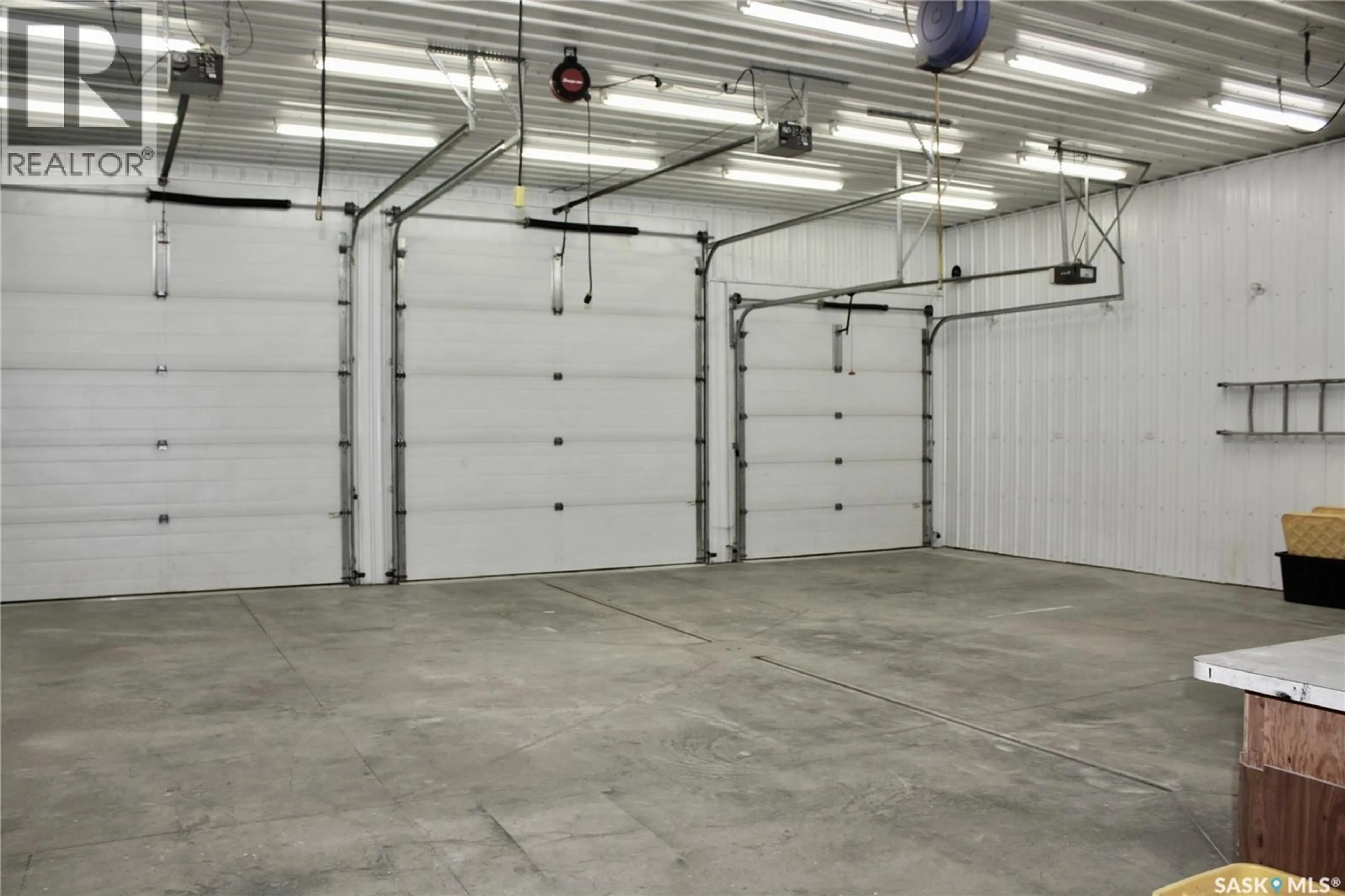 Indoor garage for 212 JURA STREET, Colonsay Saskatchewan S0K0Z0