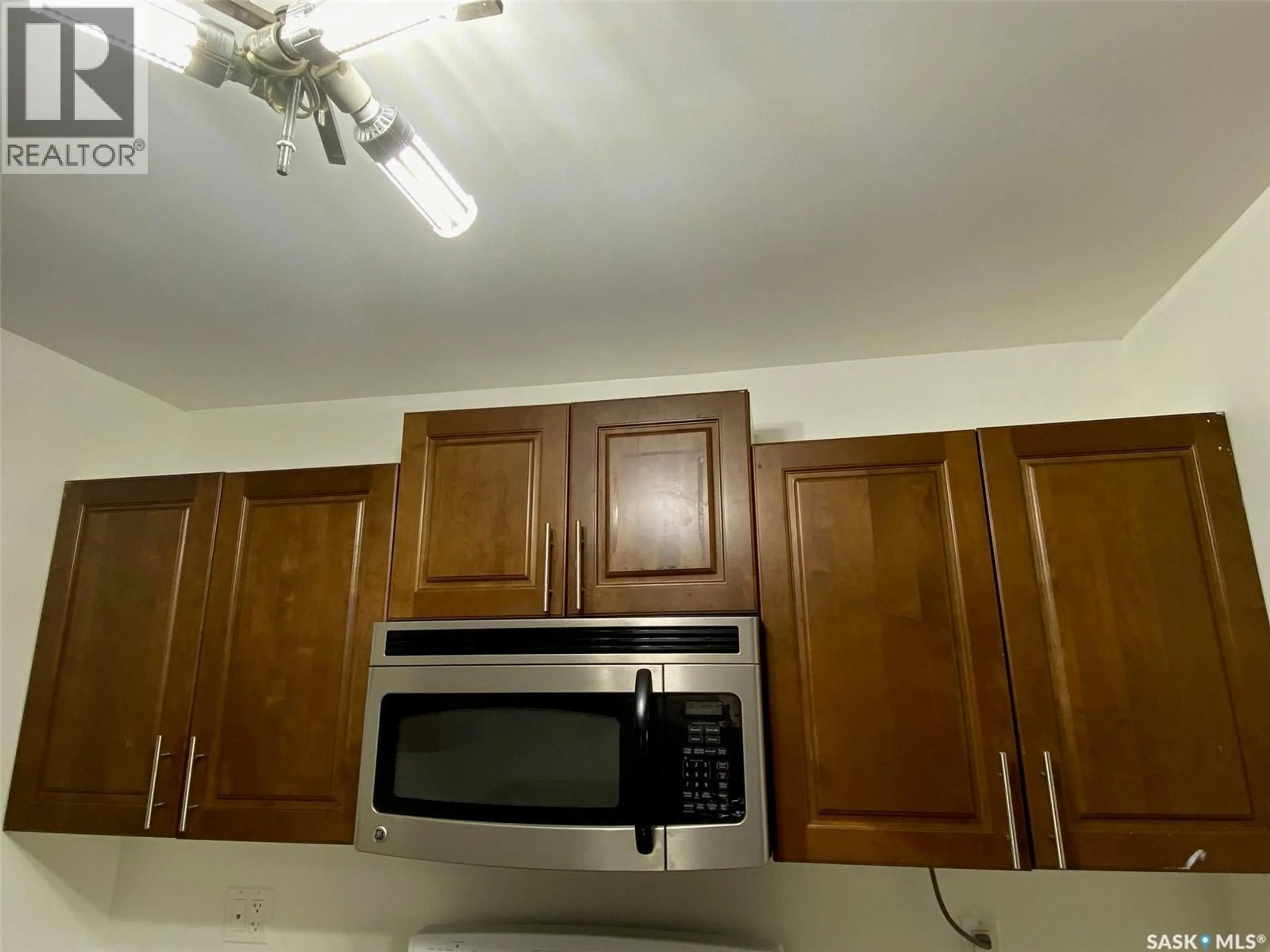 Standard kitchen, unknown for 159 DUNCAN STREET, Yorkton Saskatchewan S3N0G7