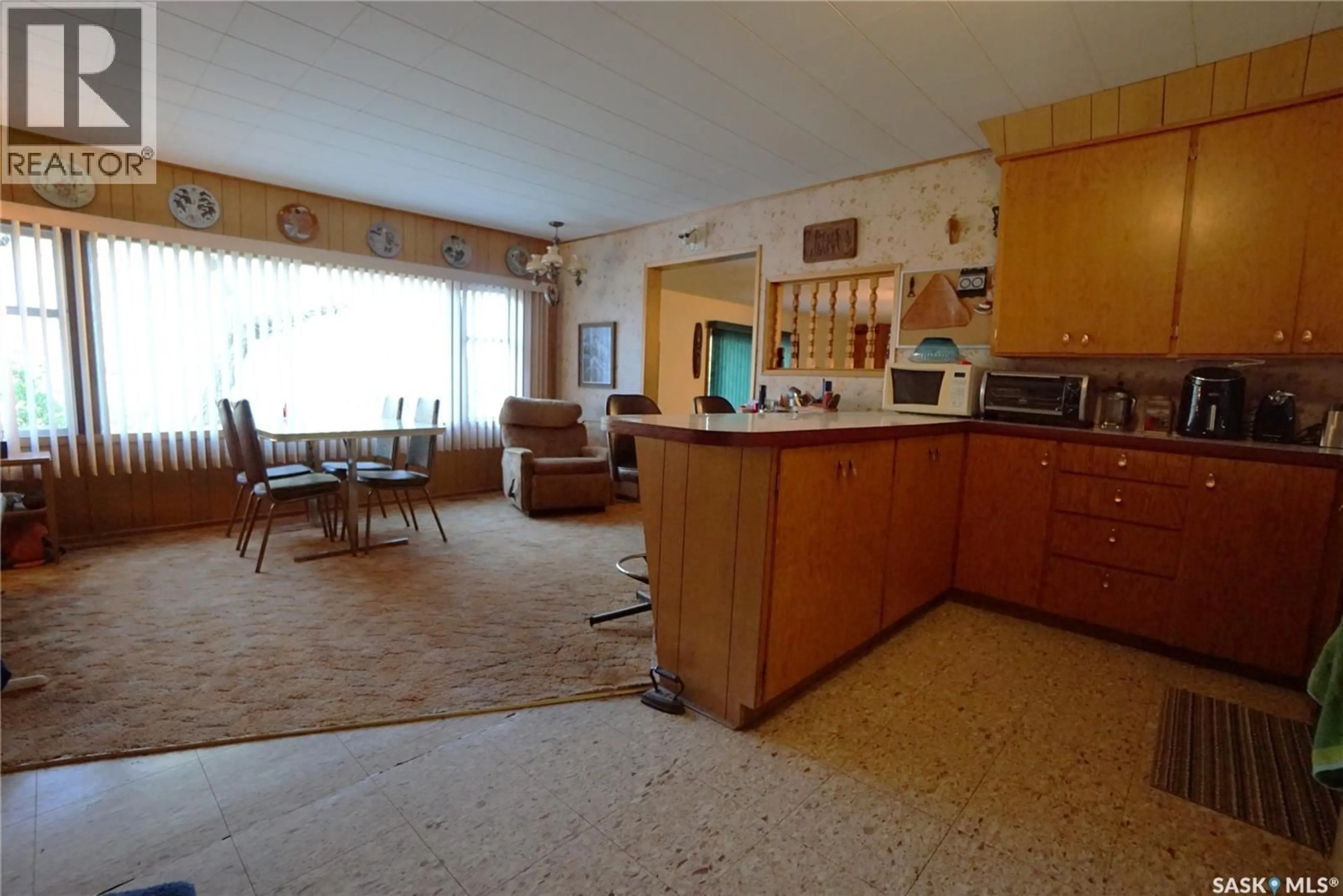 A pic of a room for 608 NICOLL LANE, Regina Beach Saskatchewan S0G4C0
