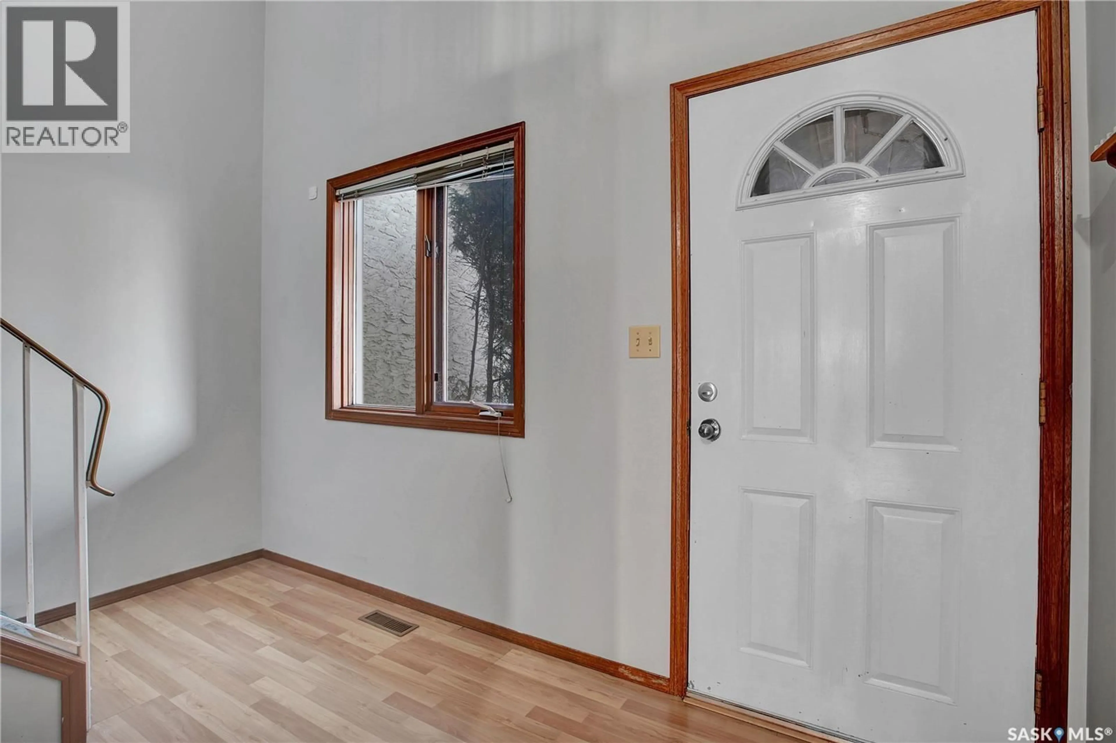 Indoor entryway for 2510 - 530 KENDERDINE ROAD, Saskatoon Saskatchewan S7N4G5