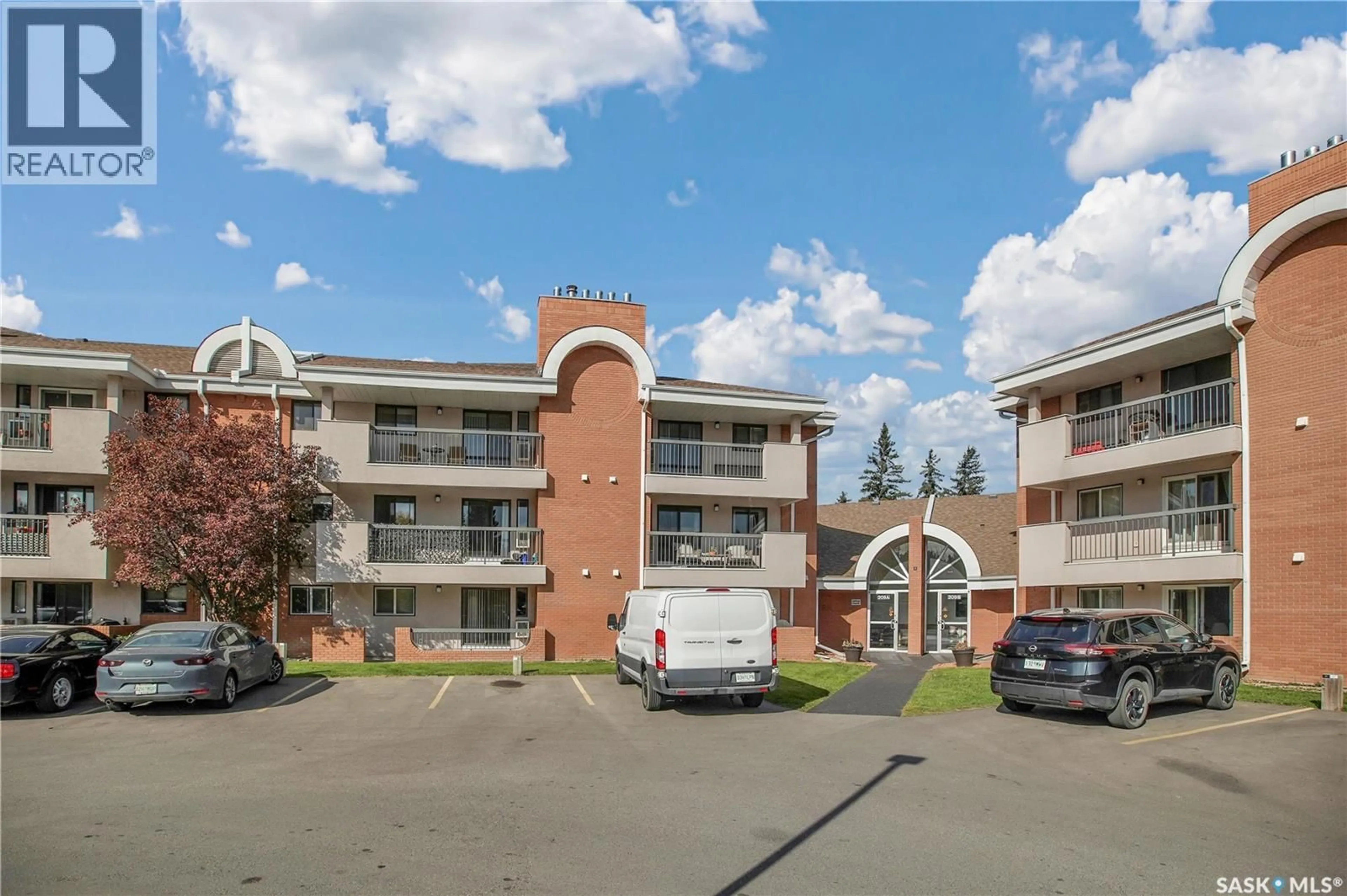 Patio, mountain view for 209a - 301 CREE PLACE, Saskatoon Saskatchewan S7K7X9