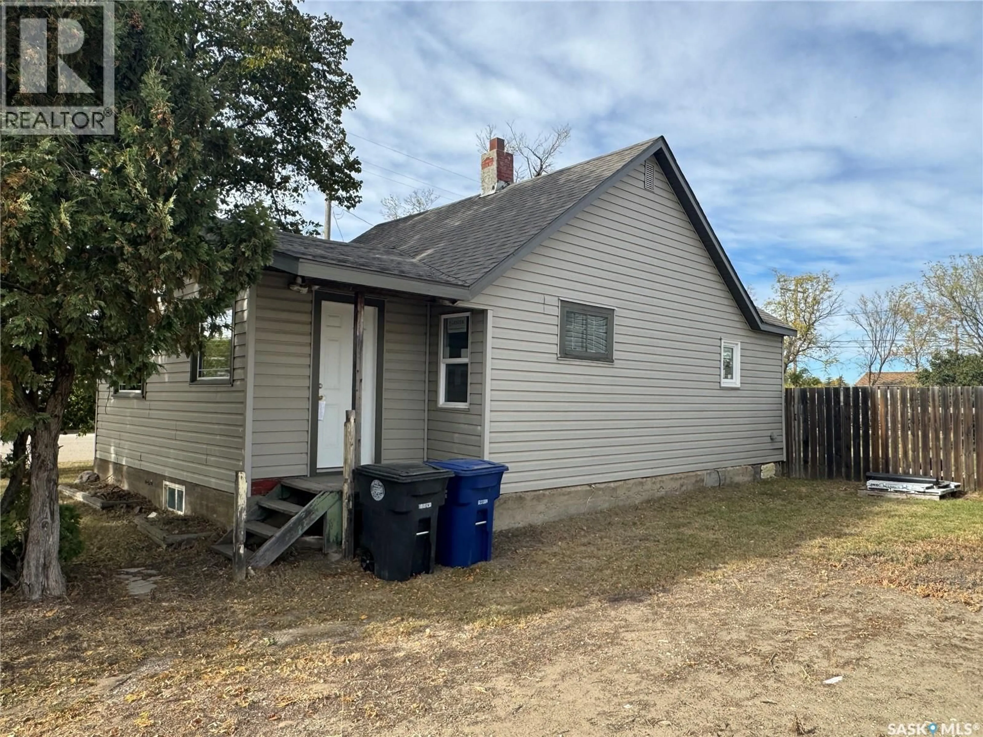 Unknown for 319 3RD AVENUE, Biggar Saskatchewan S0K0M0