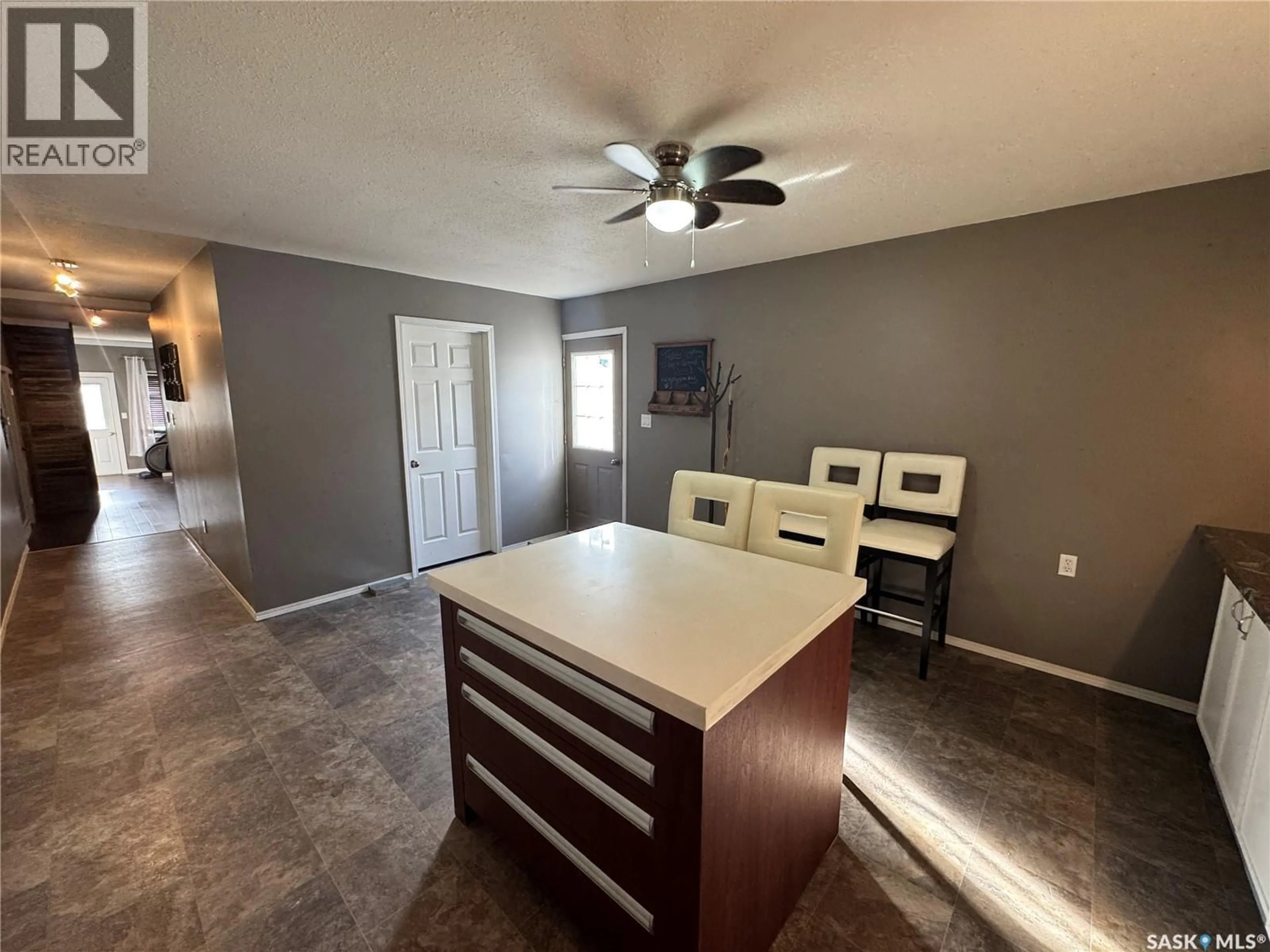A pic of a room for 307 6TH AVENUE, Biggar Saskatchewan S0K0M0