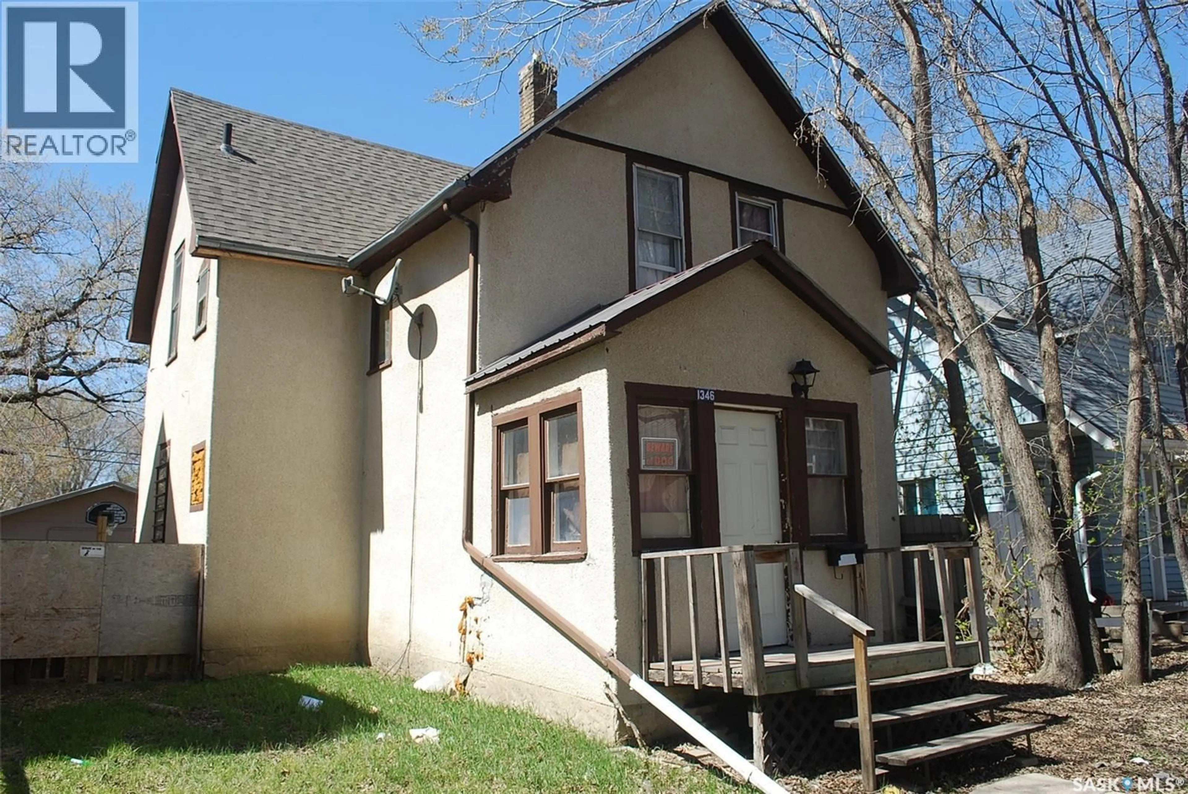 Patio, street for 1346 RAE STREET, Regina Saskatchewan S4T2C3